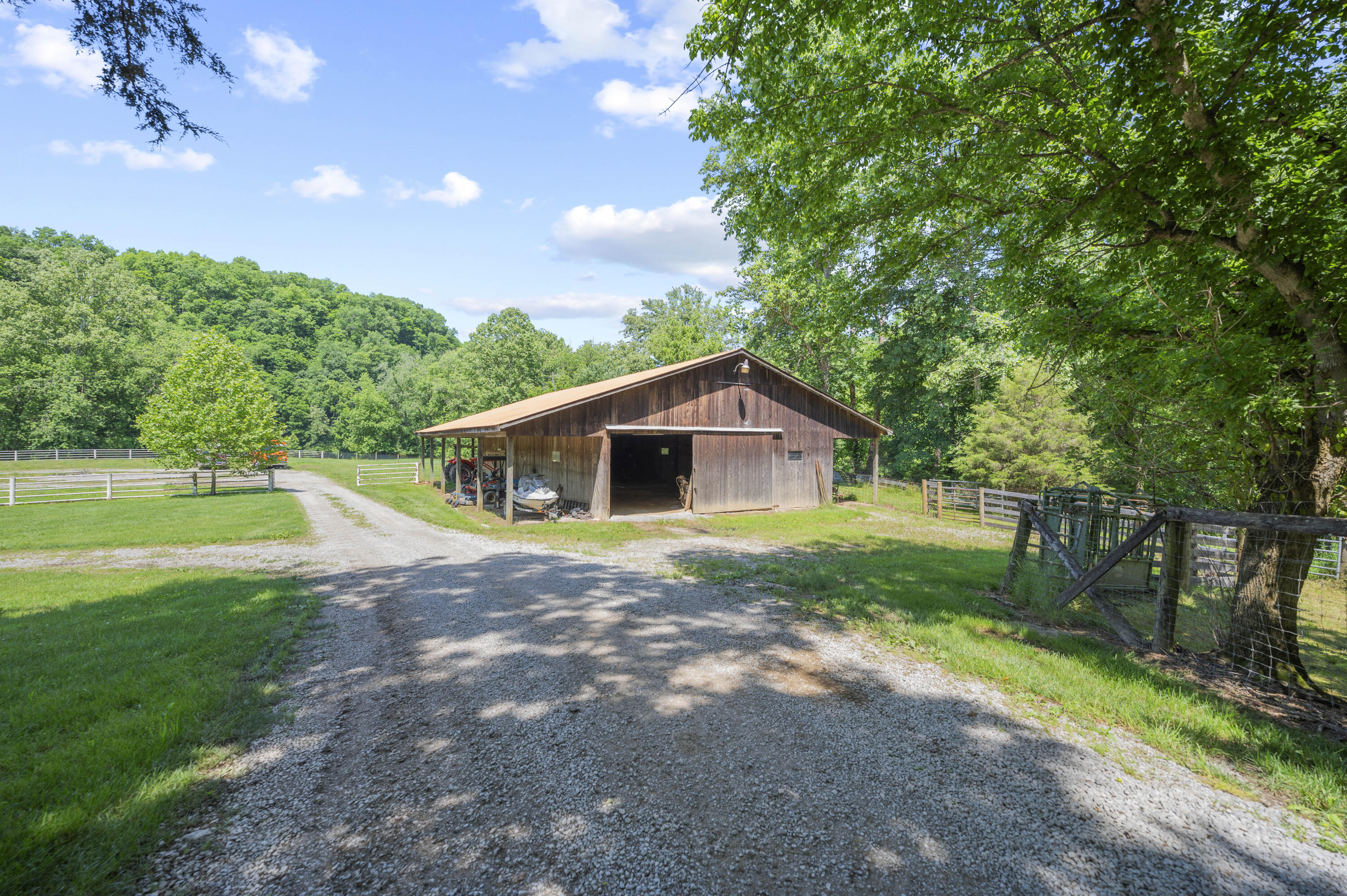 3700 River Drive Property Photo 51