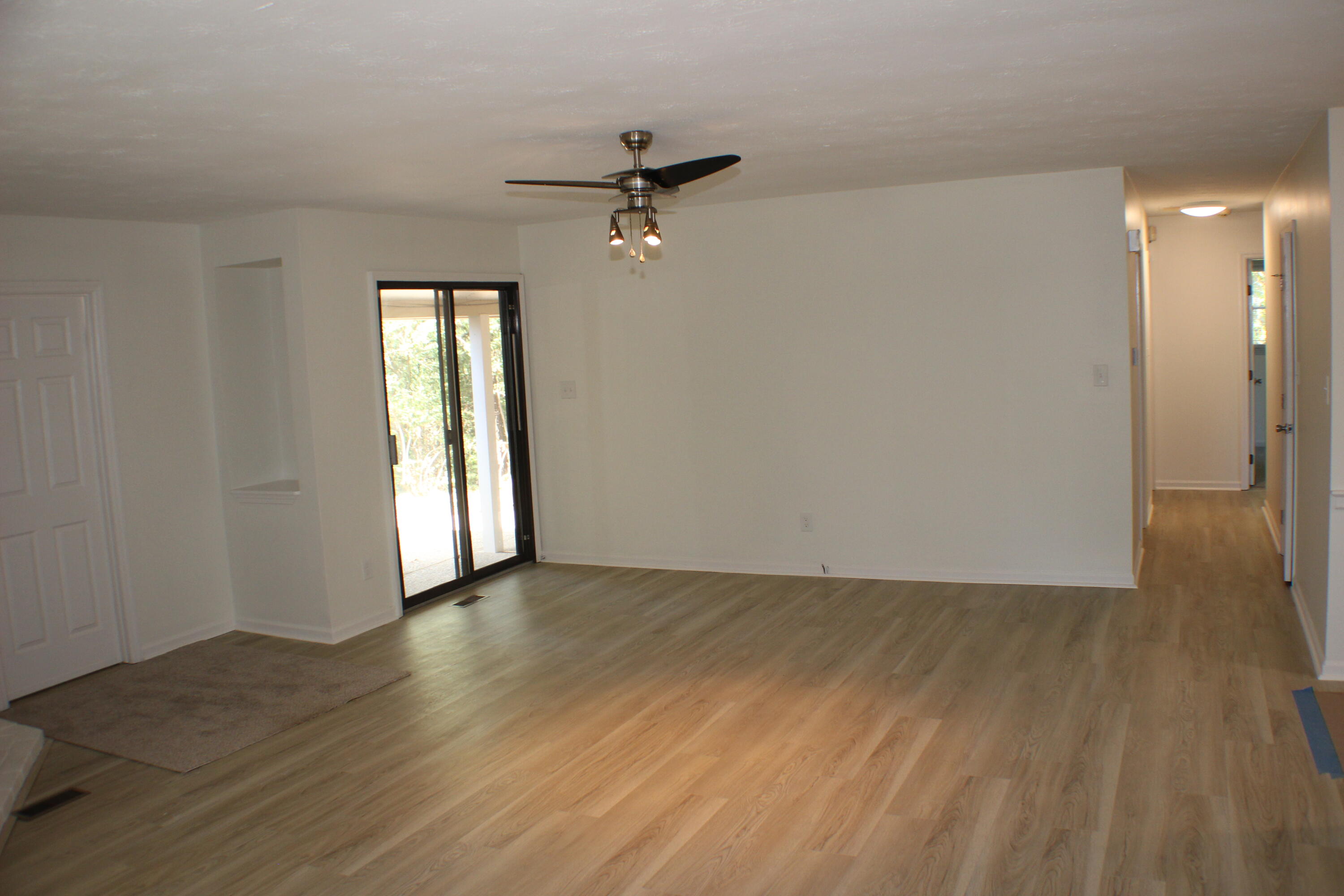 3193 Carriage Lane Property Photo 11
