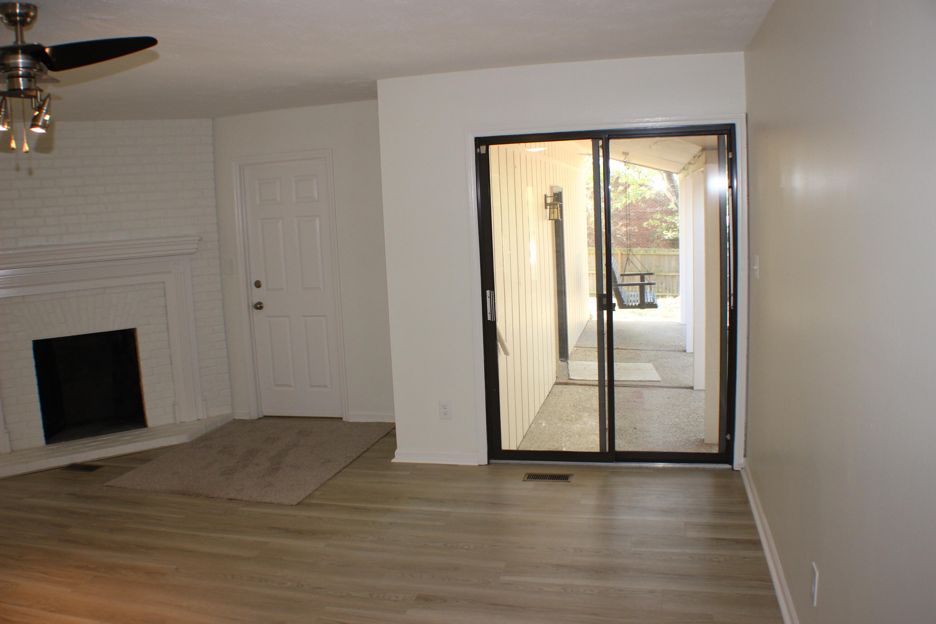 3193 Carriage Lane Property Photo 13