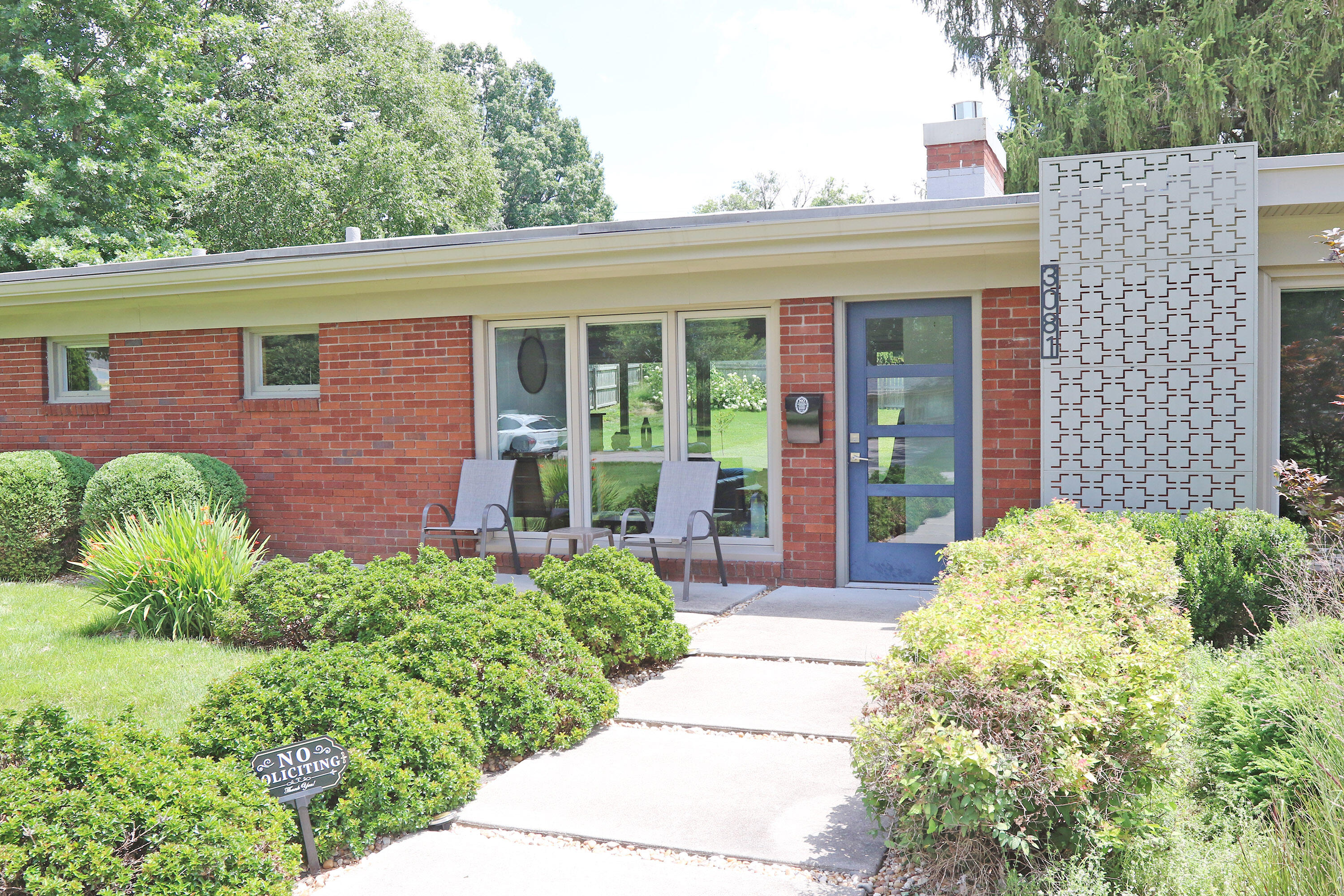 3081 Breckenwood Drive Property Photo 4