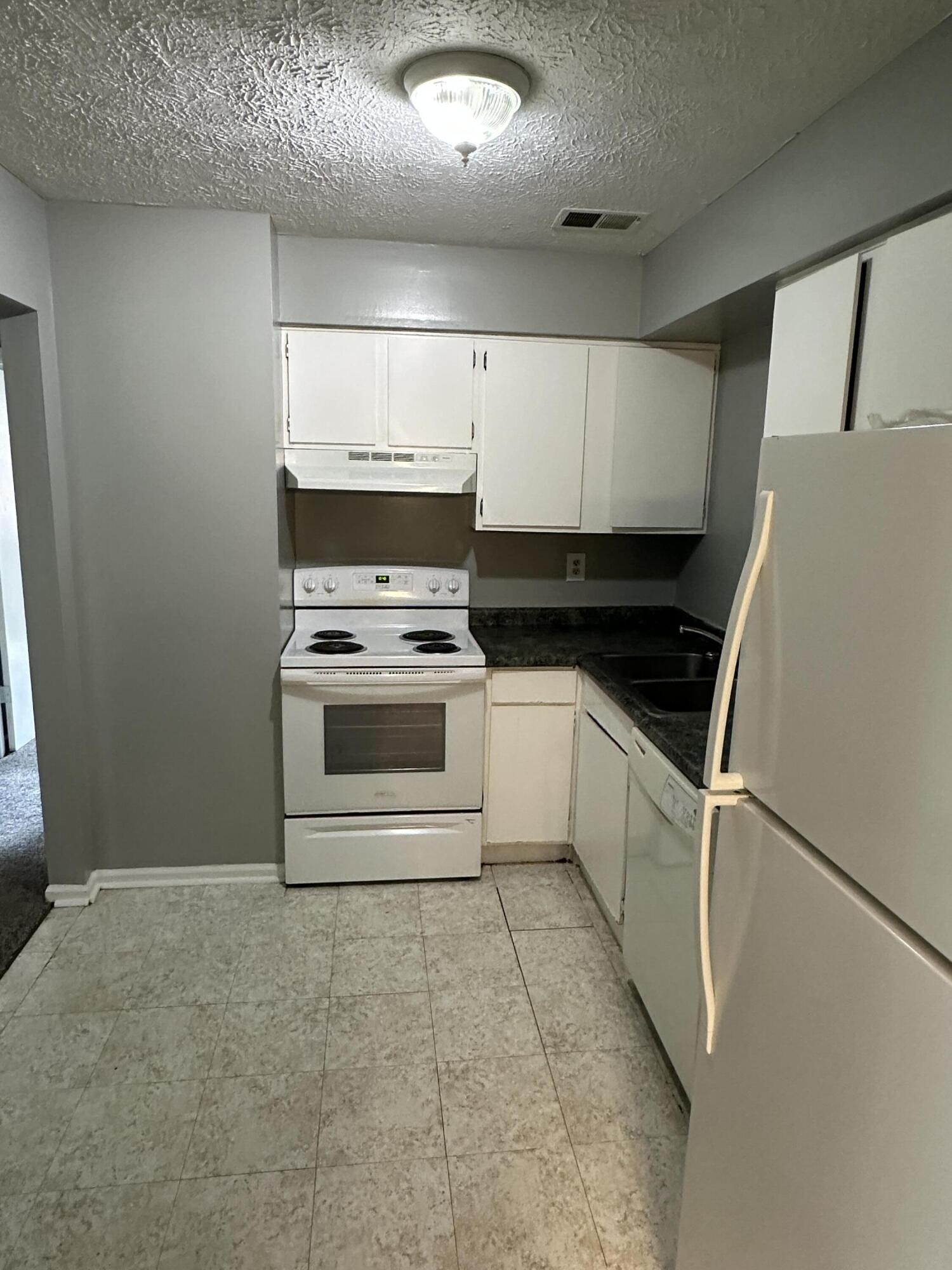 380 Redding Road 1 Property Photo 19