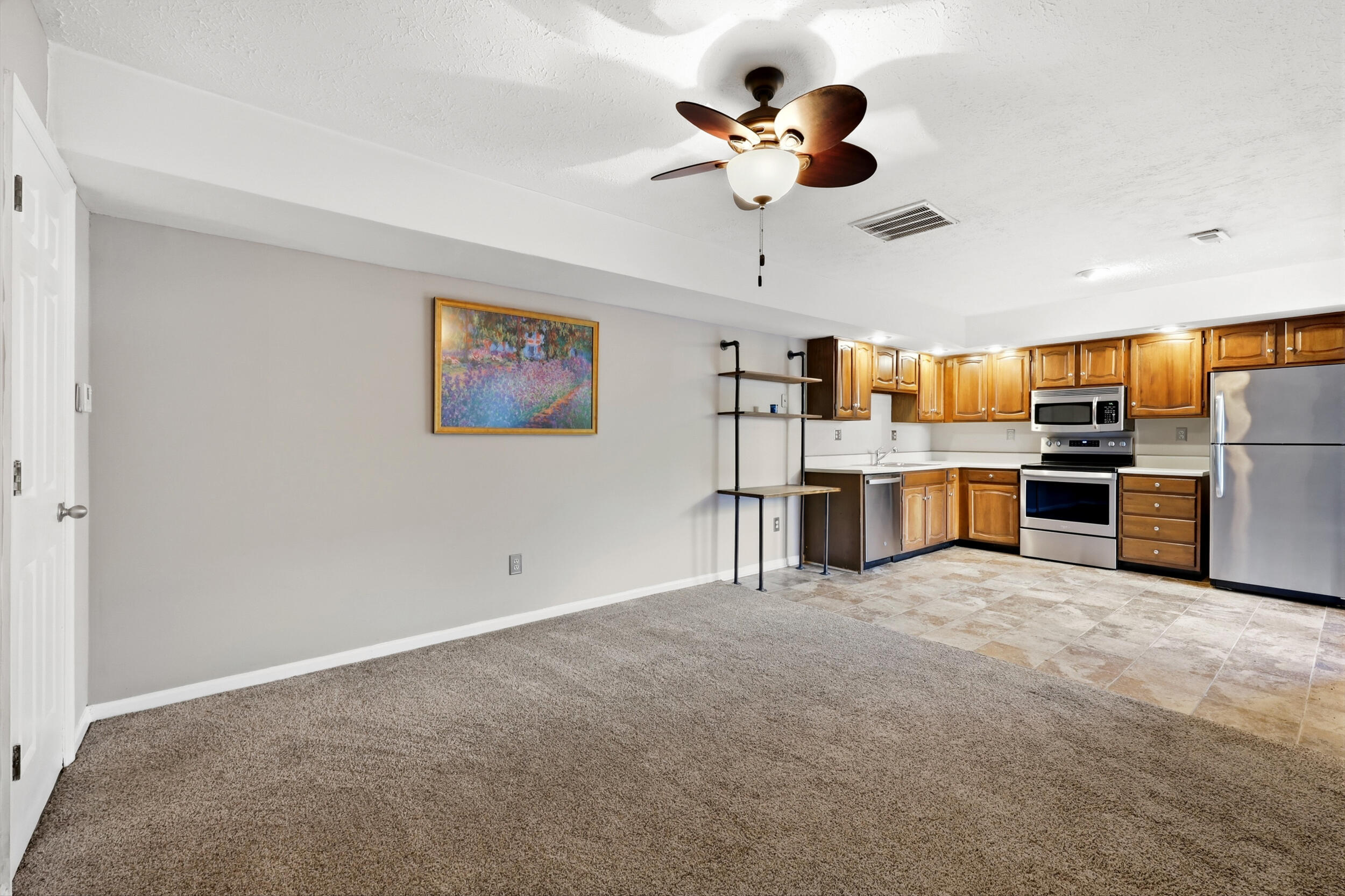 412 Darby Creek Road B Property Photo 8