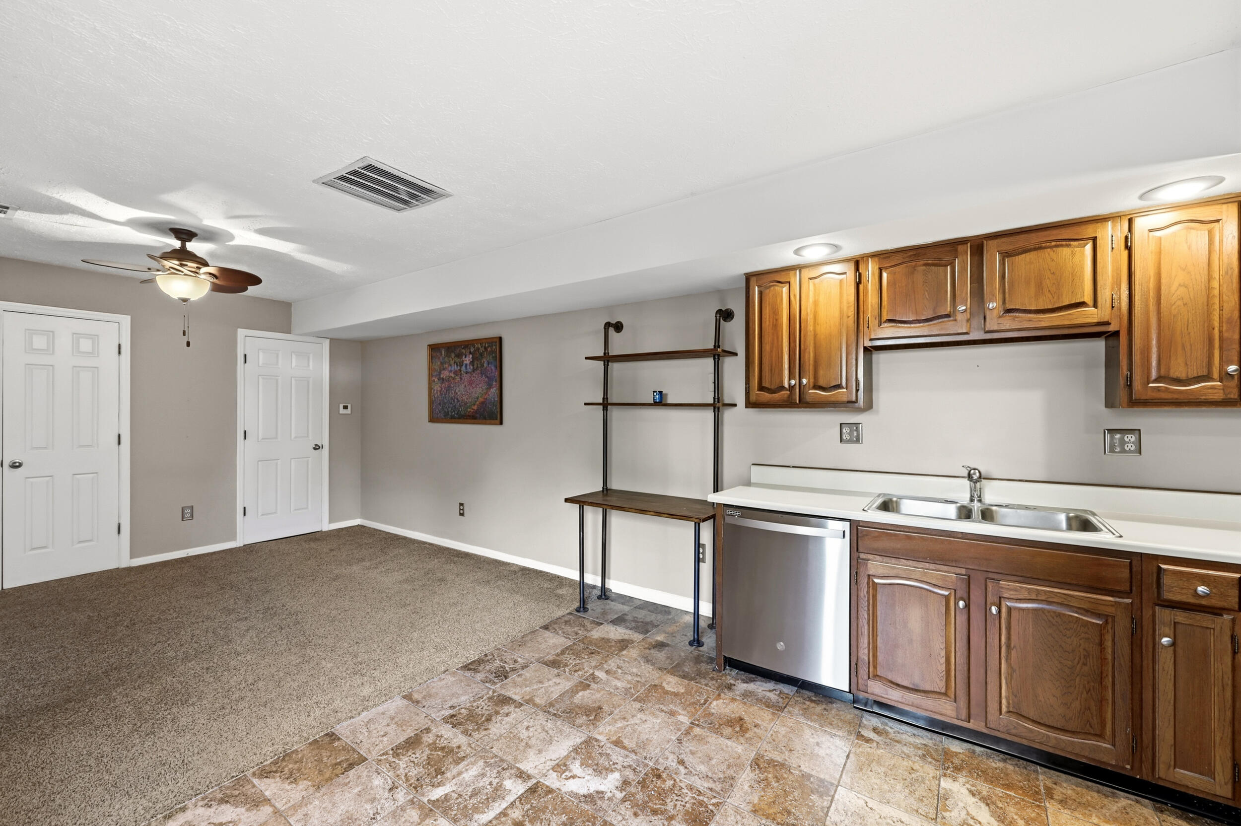 412 Darby Creek Road B Property Photo 14