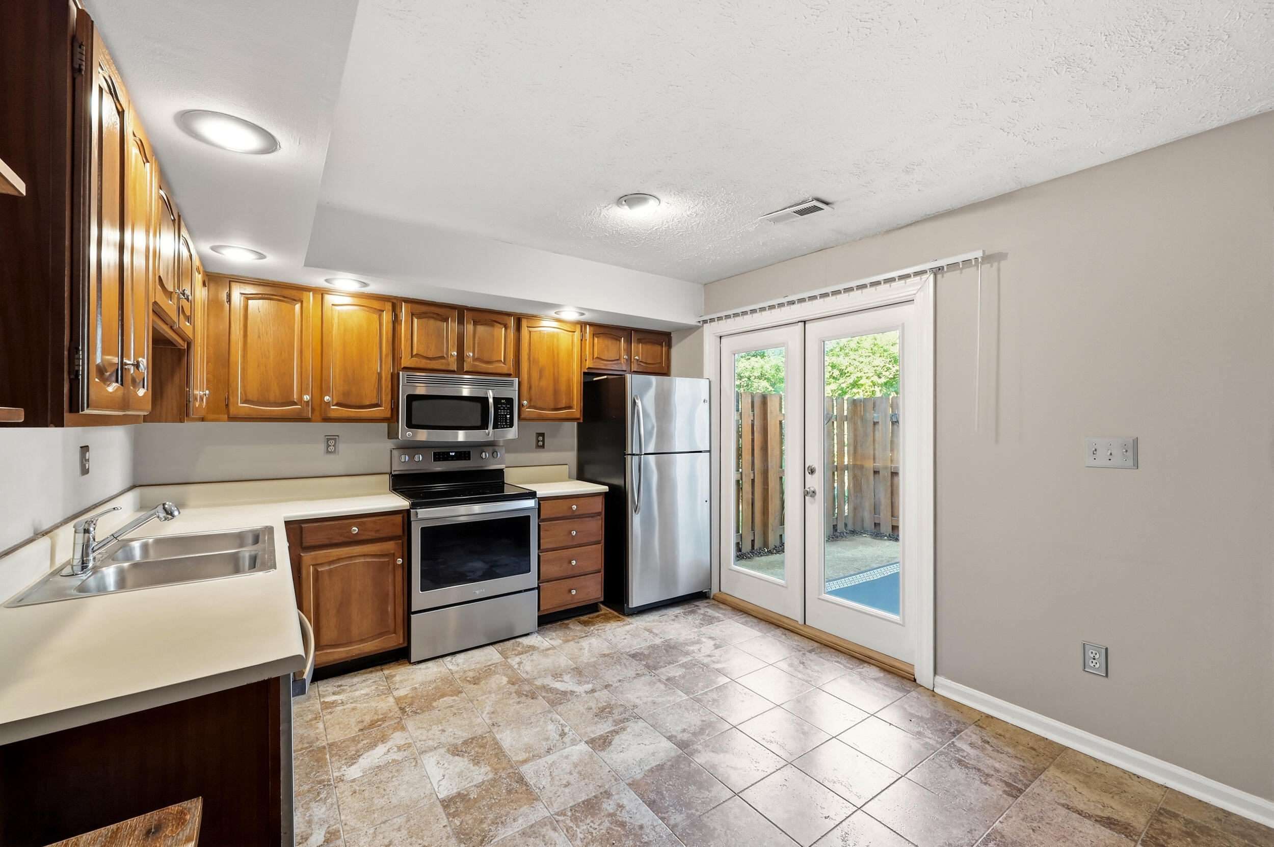 412 Darby Creek Road B Property Photo 15
