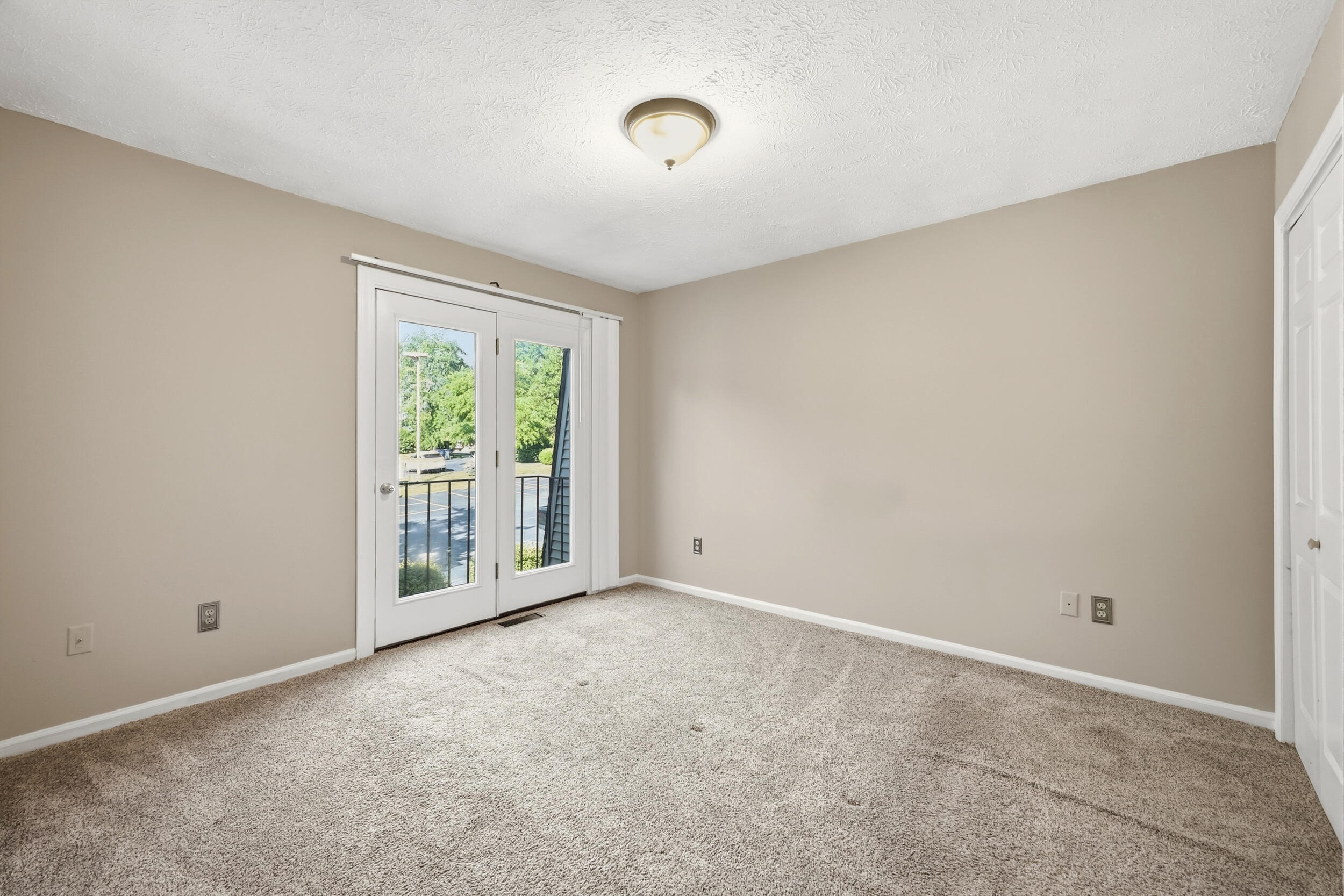 412 Darby Creek Road B Property Photo 18
