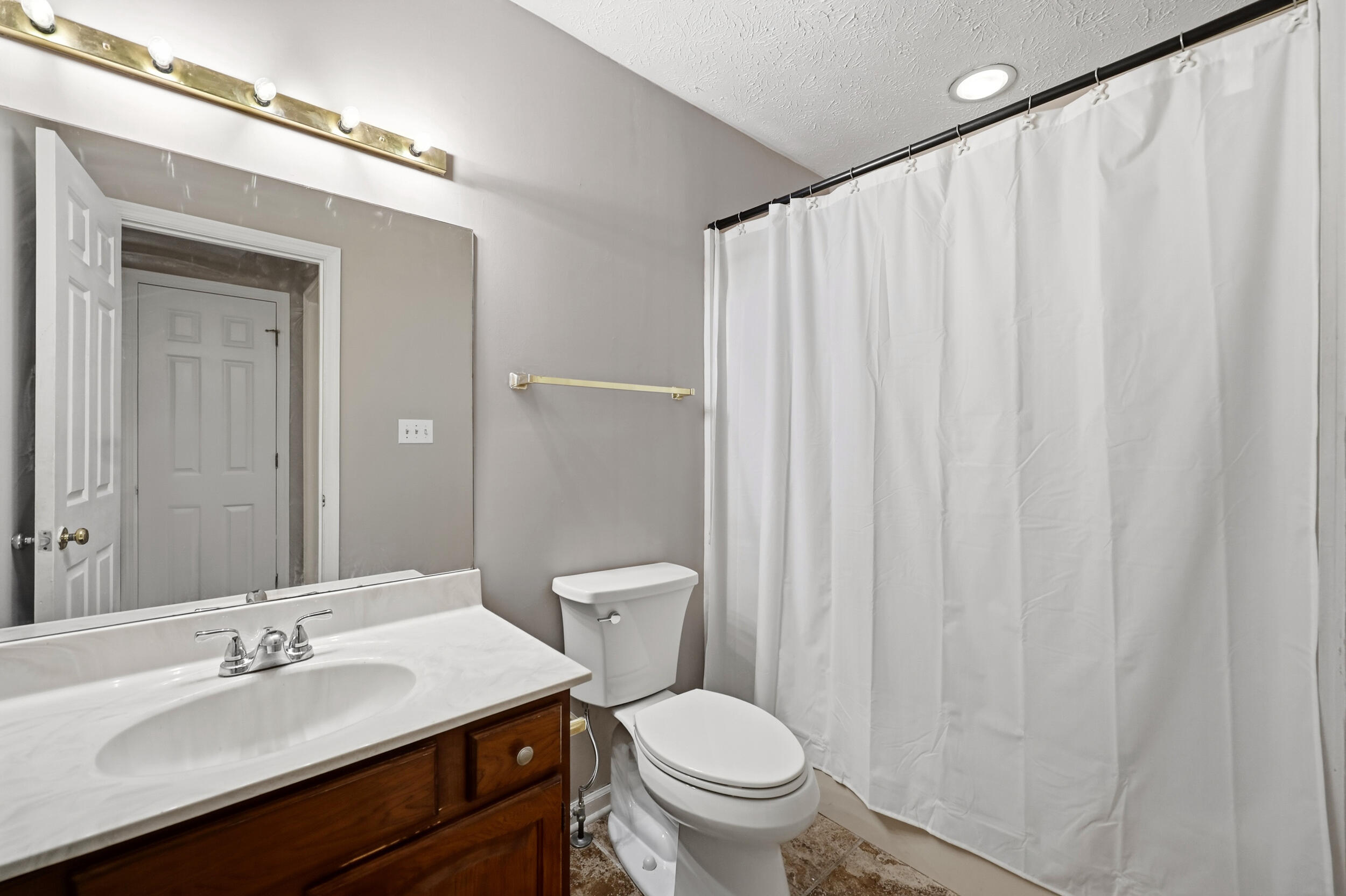 412 Darby Creek Road B Property Photo 20