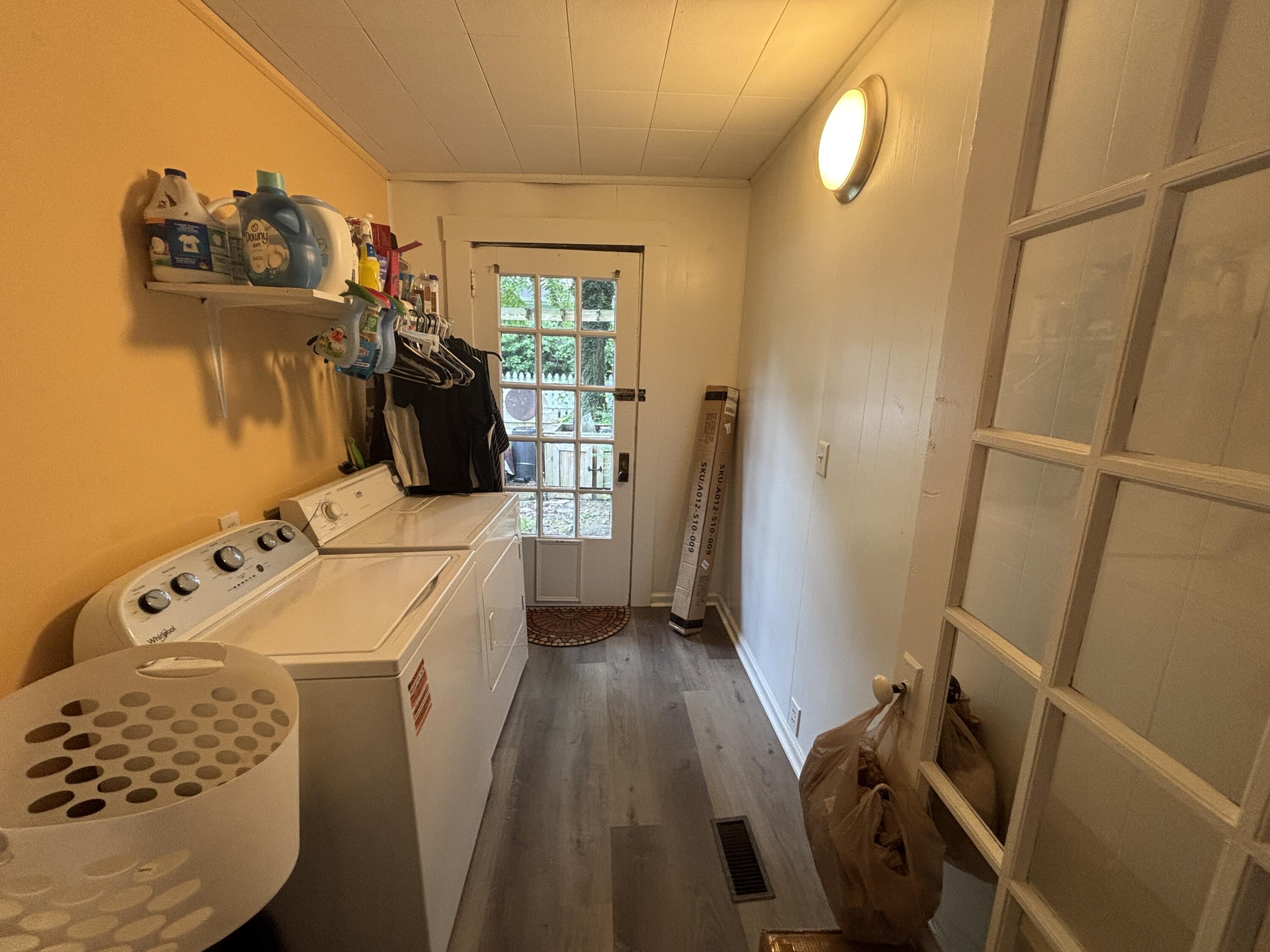 125 E Campbell Street Property Photo 11