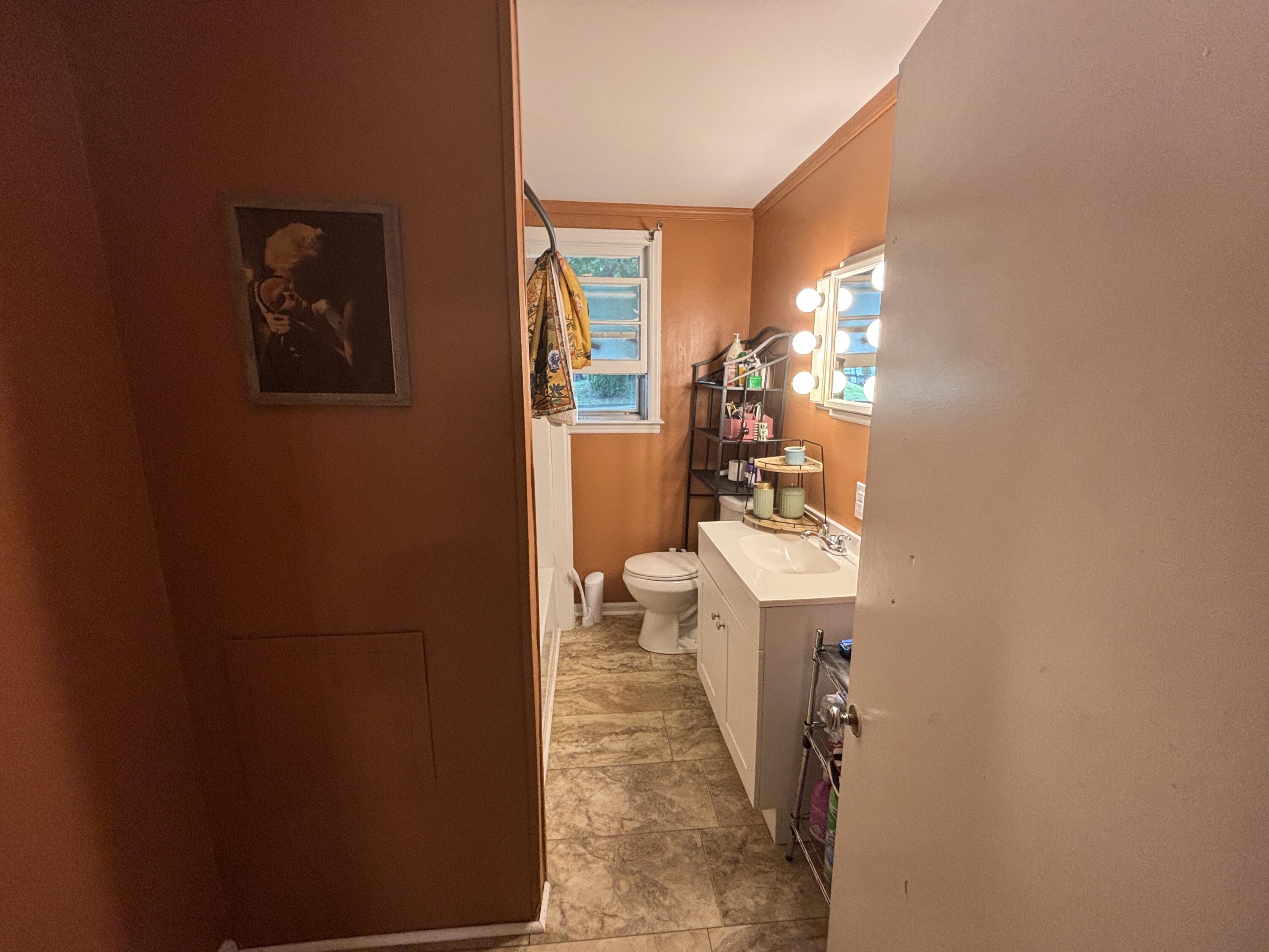 125 E Campbell Street Property Photo 14