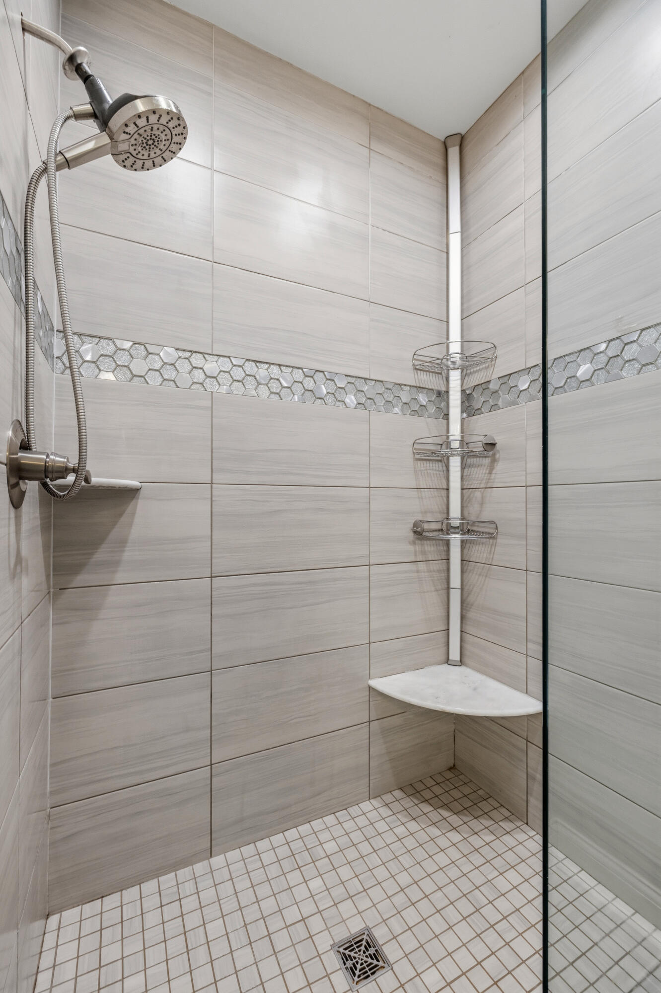 177 Waterside Drive Property Photo 19