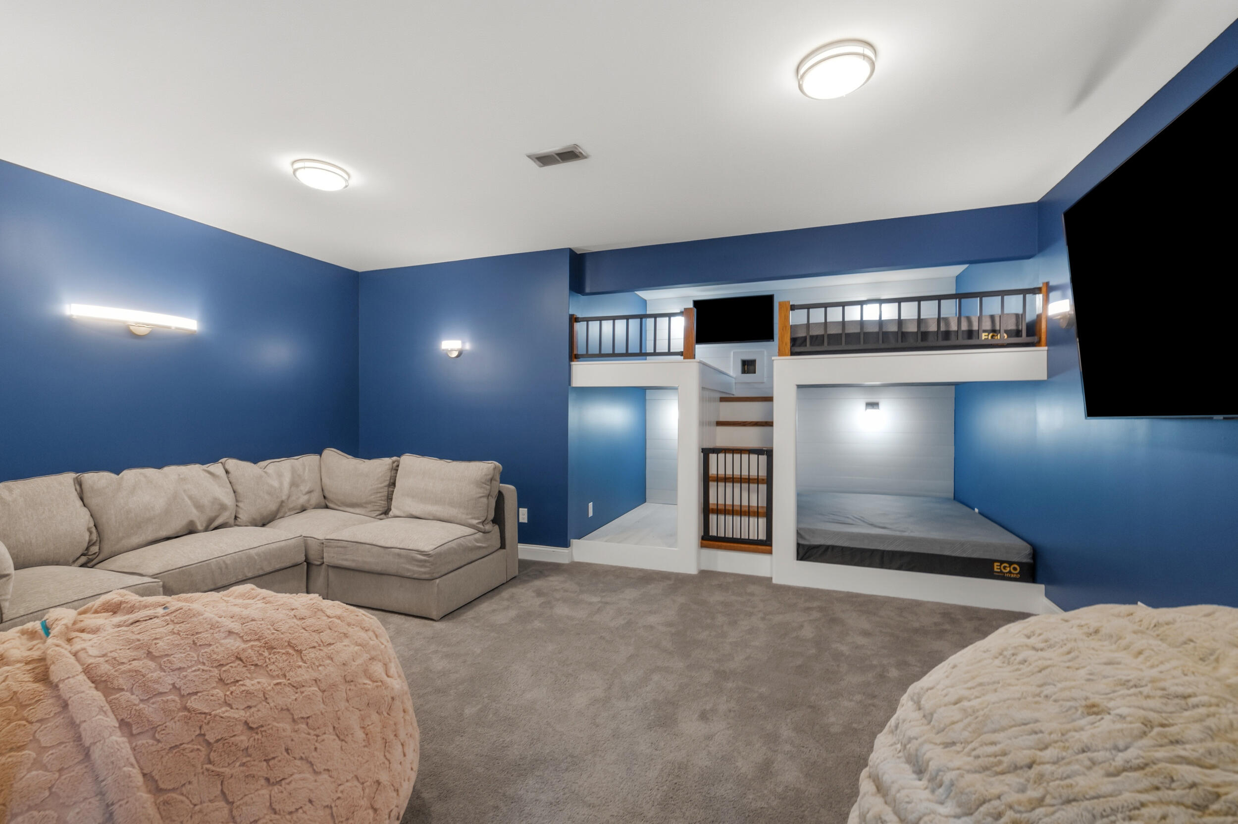 177 Waterside Drive Property Photo 32