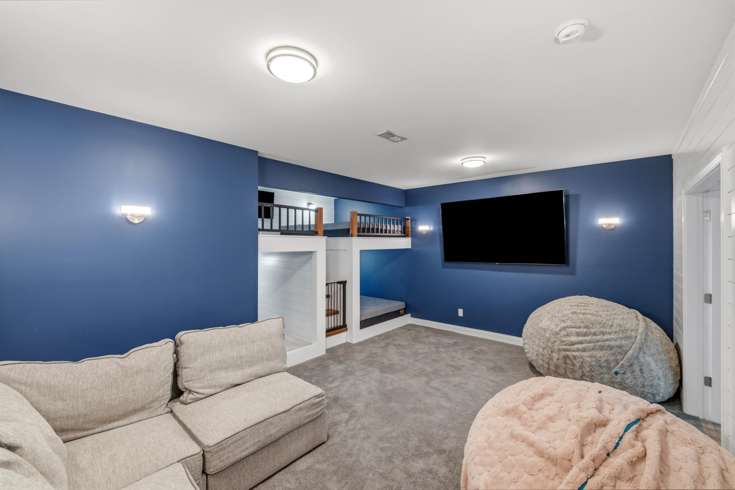 177 Waterside Drive Property Photo 35