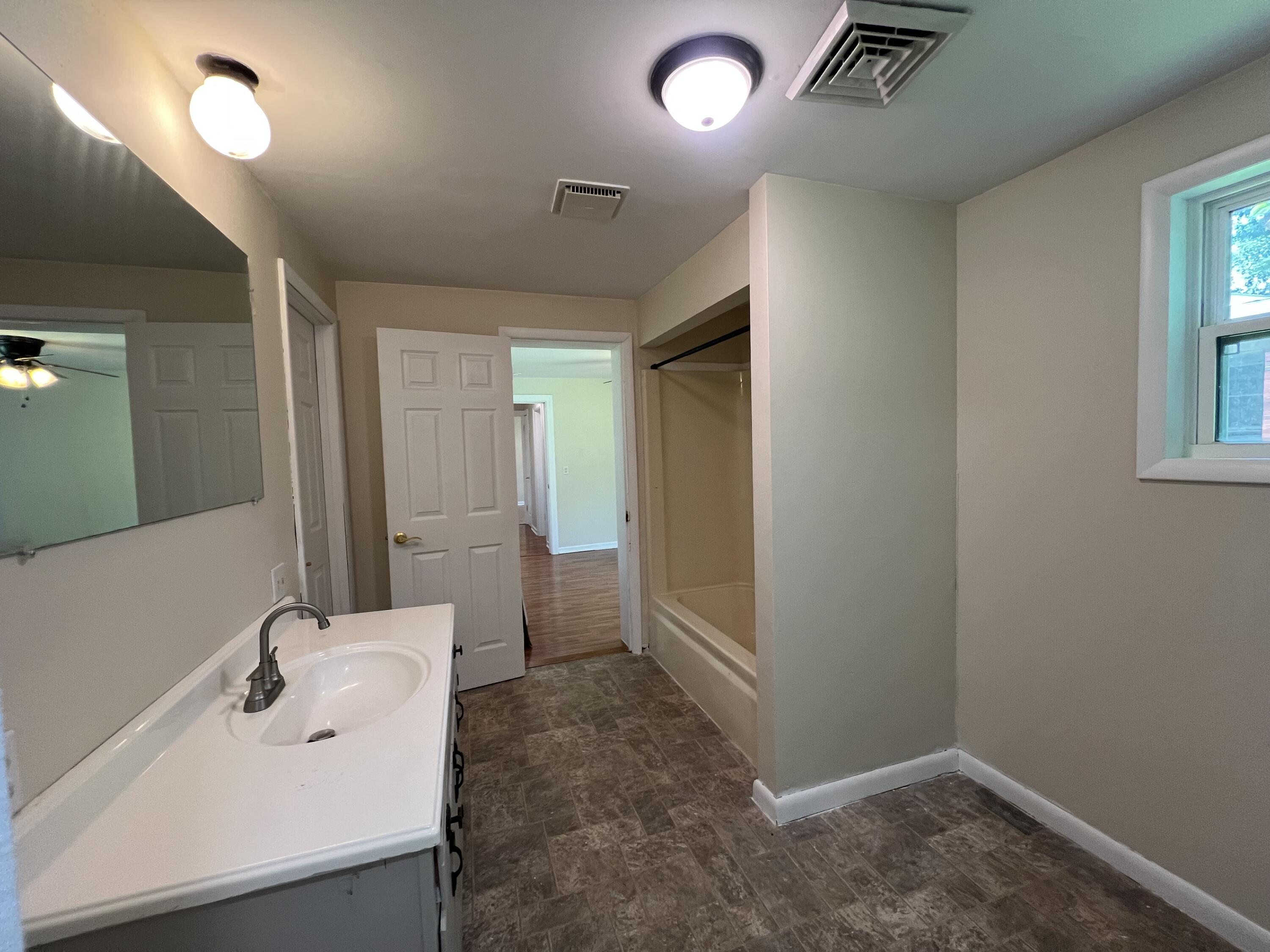 211 S 15th Street Property Photo 29