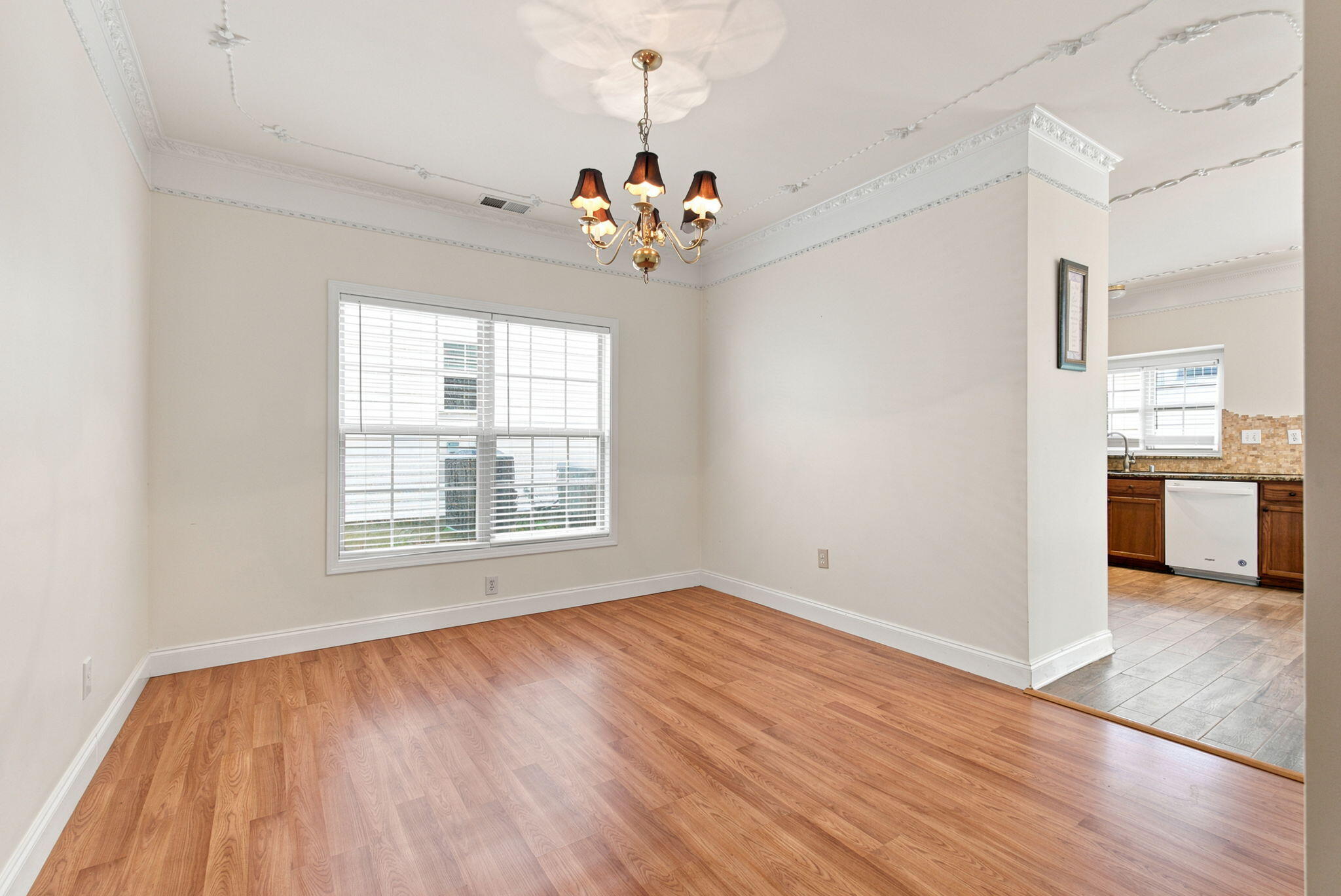 3384 Drayton Place Property Photo 11