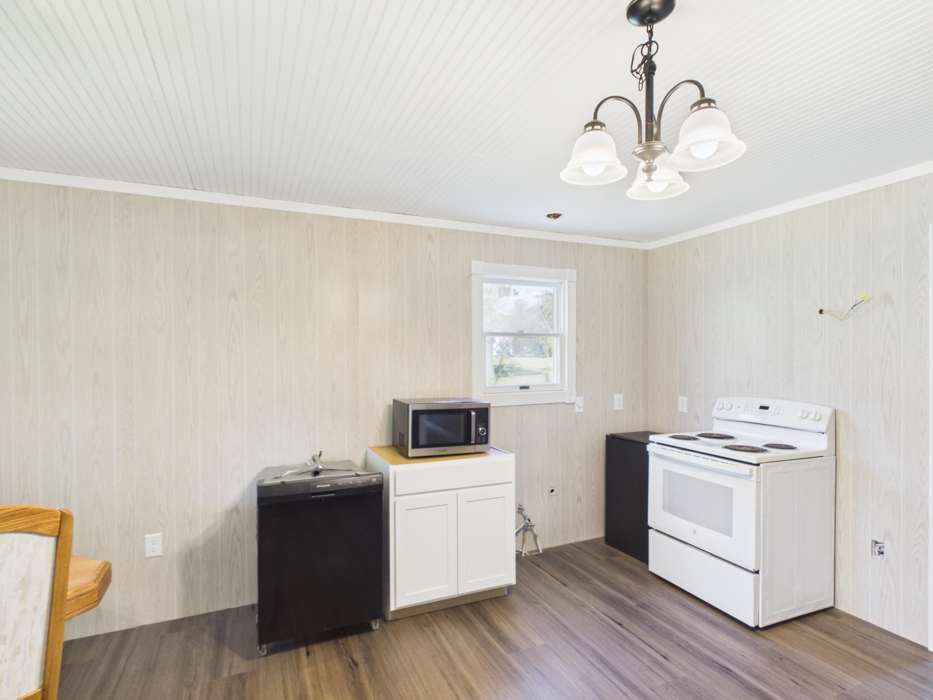 2610 Ky-564 Property Photo 18