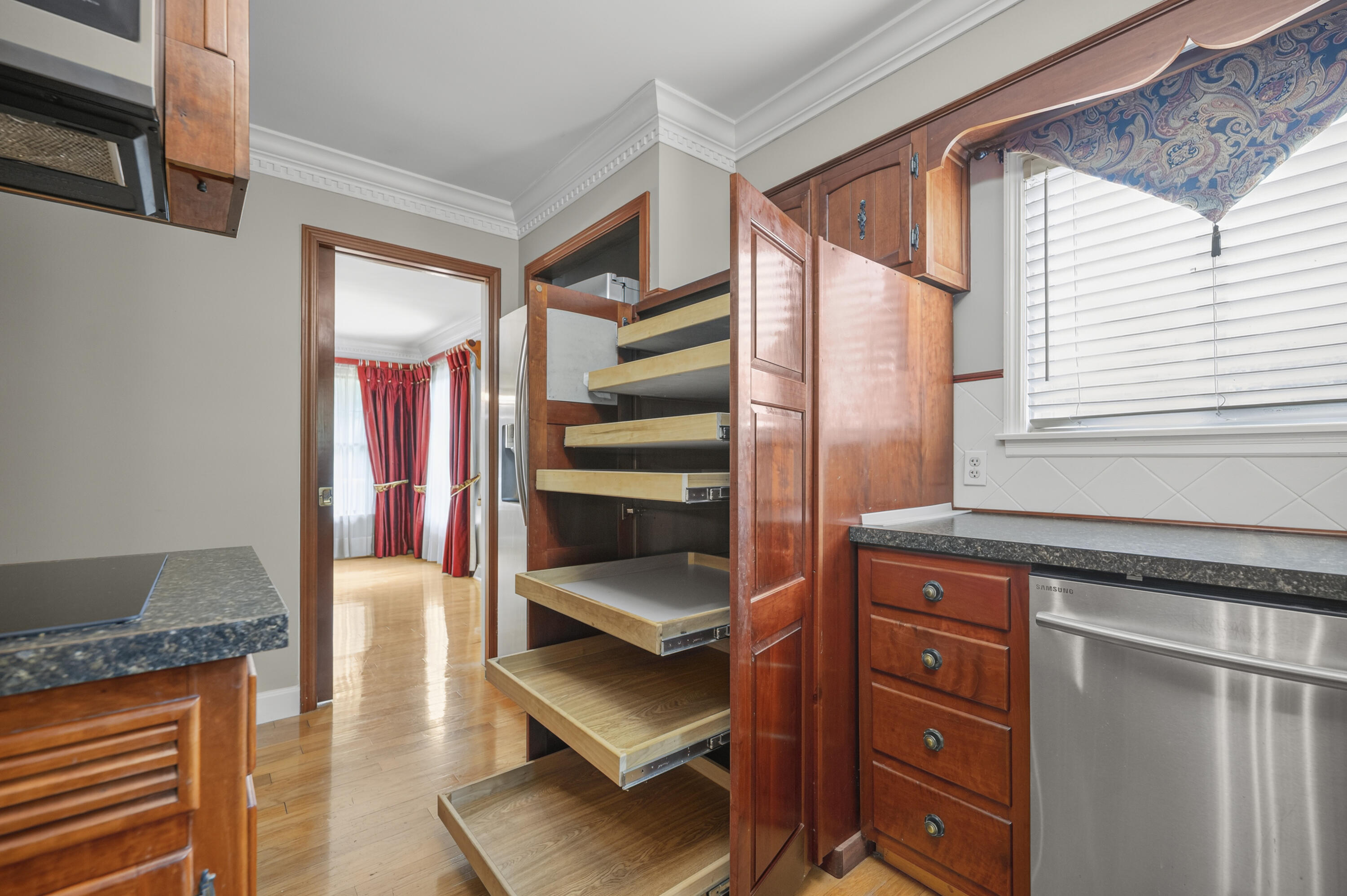 2075 Greentree Drive Property Photo 14