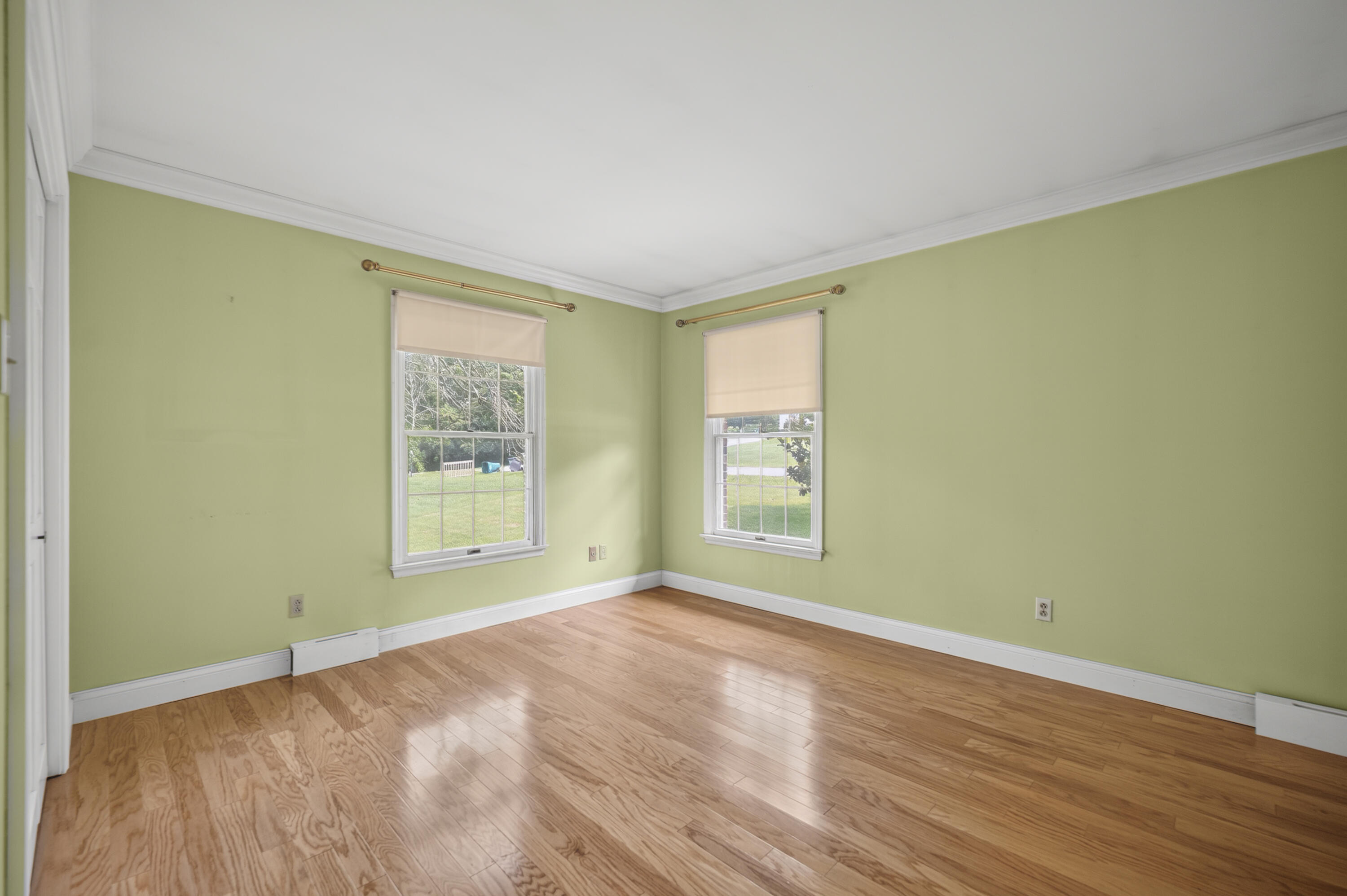 2075 Greentree Drive Property Photo 19