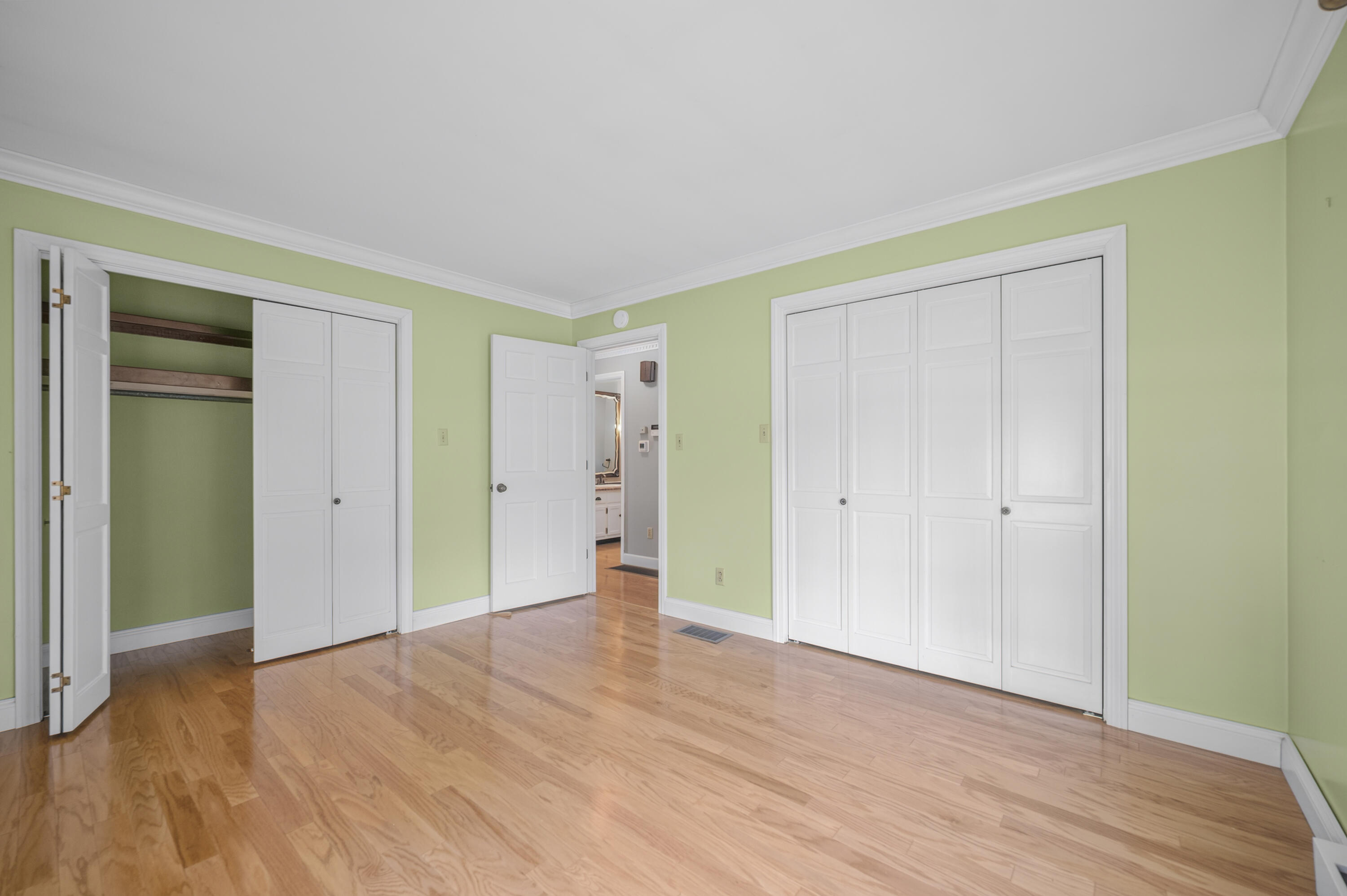 2075 Greentree Drive Property Photo 20