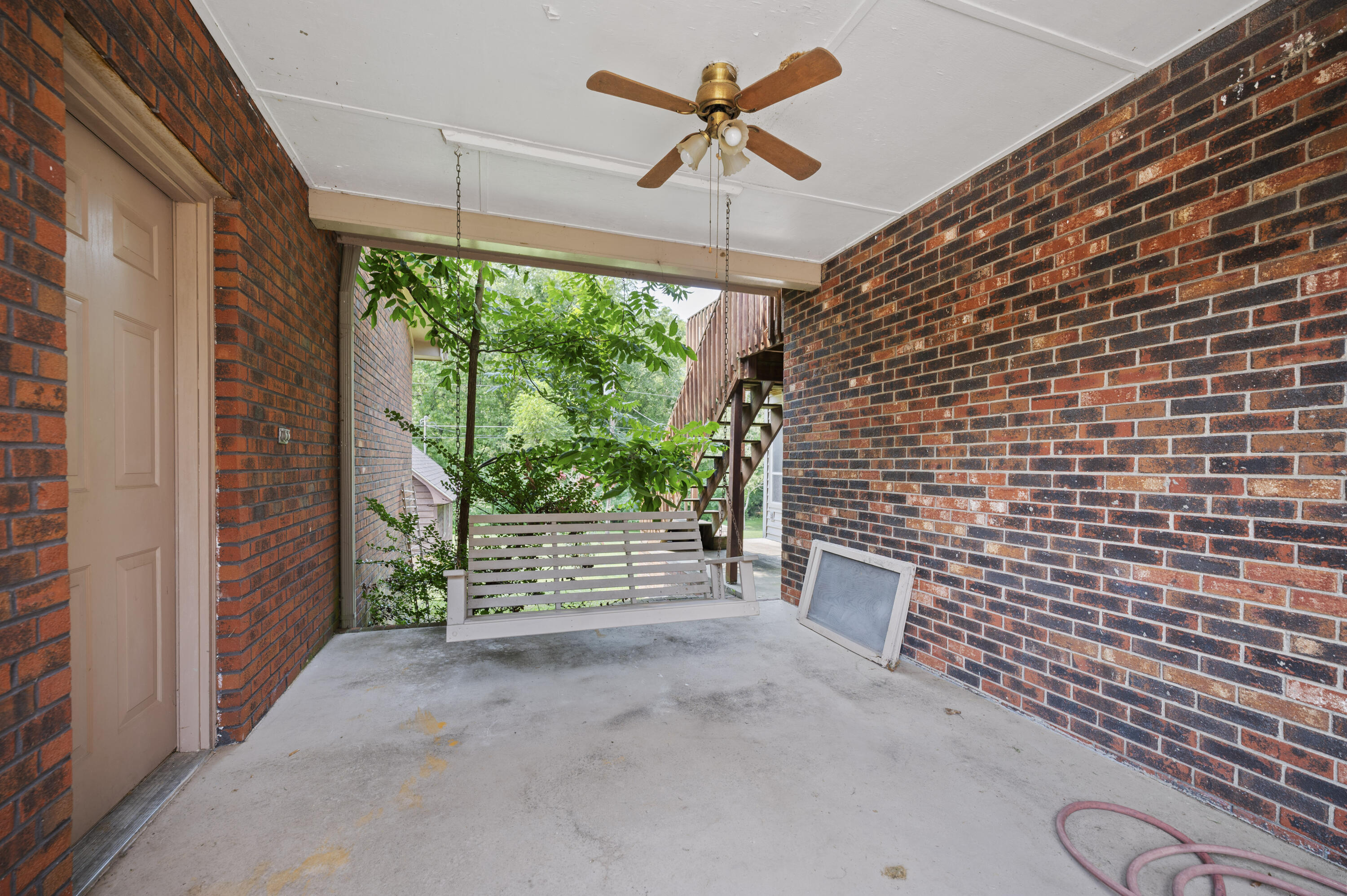 2075 Greentree Drive Property Photo 43