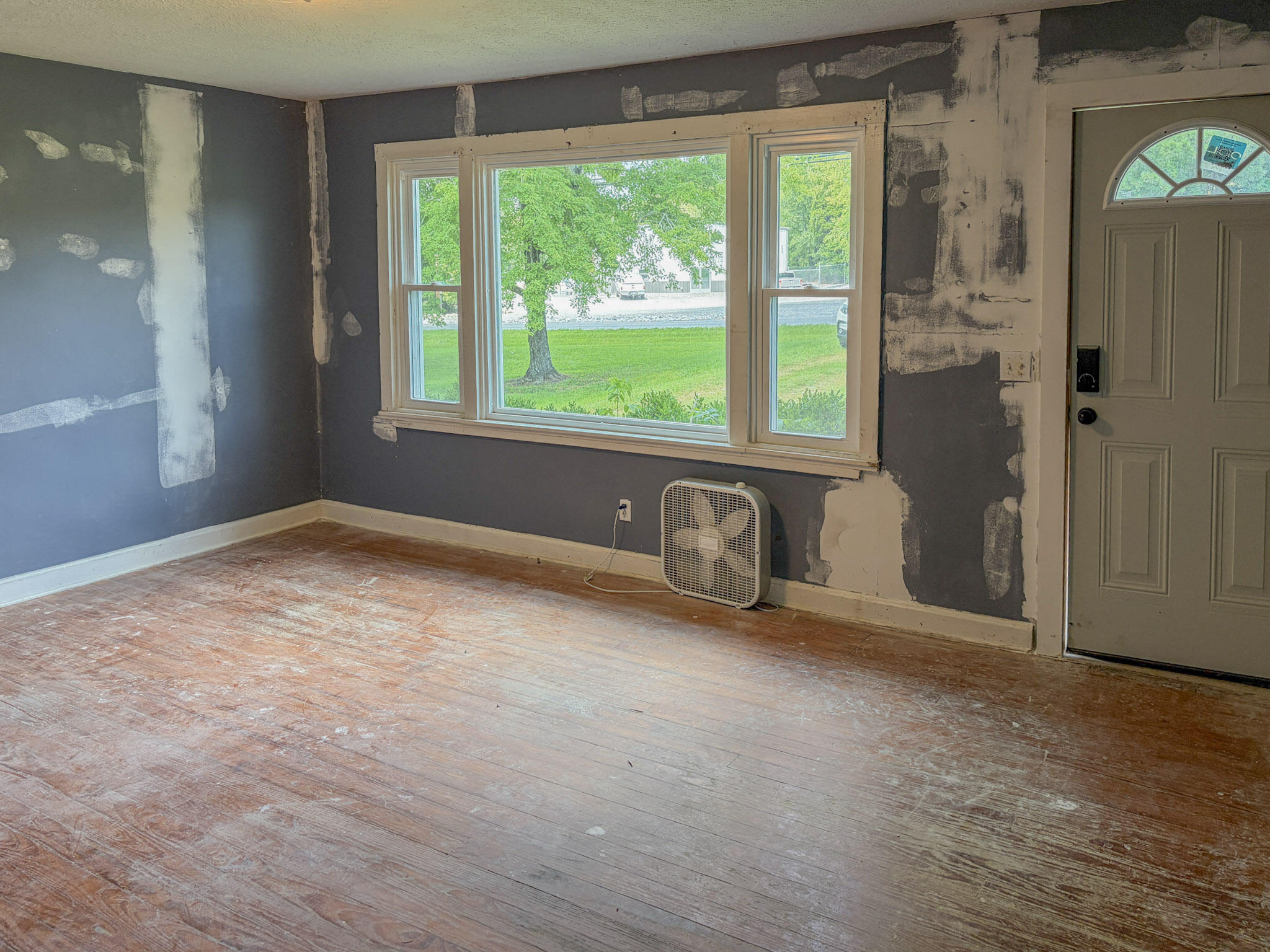 1193 W Us Highway 68 Property Photo 3