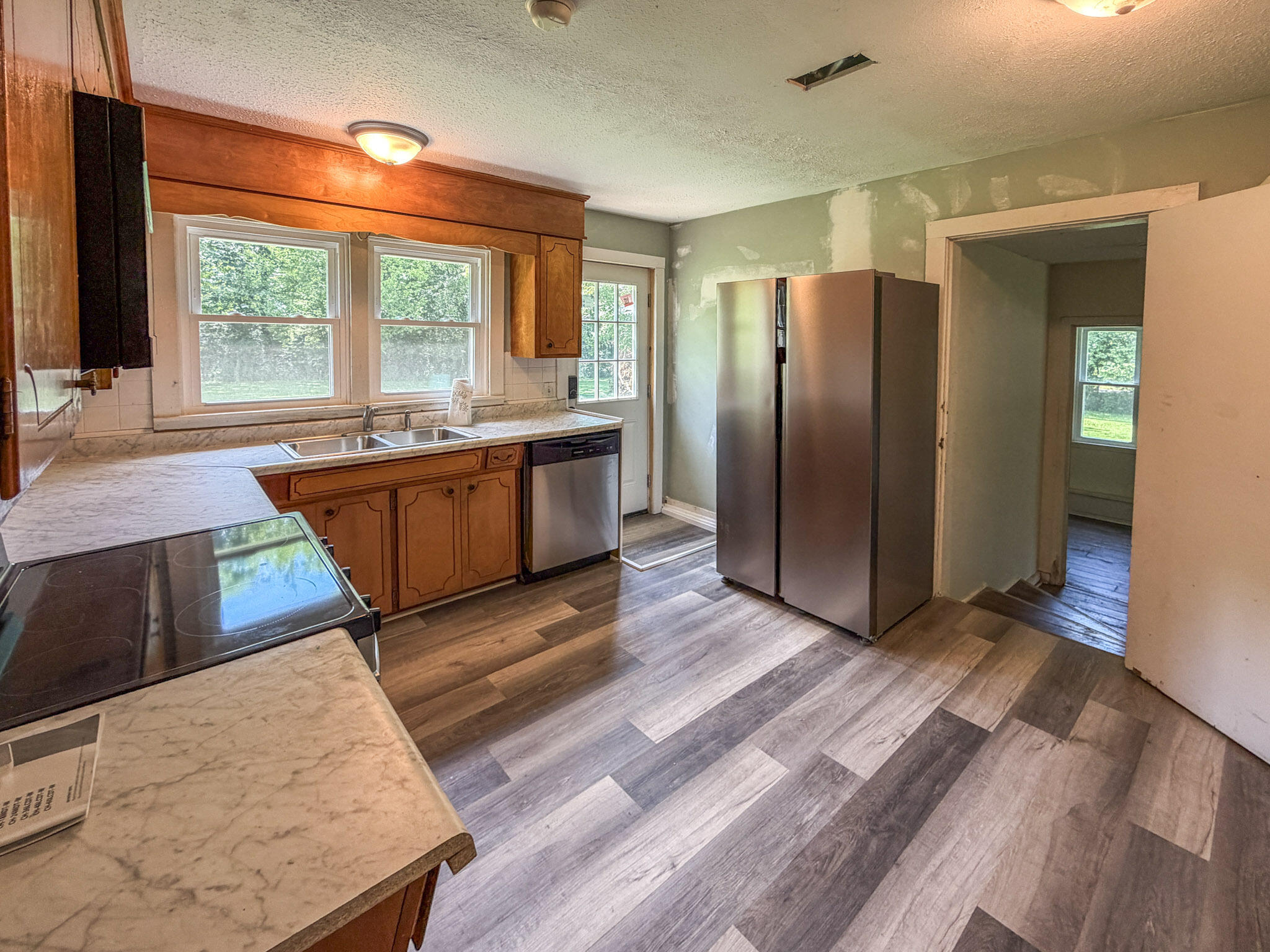 1193 W Us Highway 68 Property Photo 5