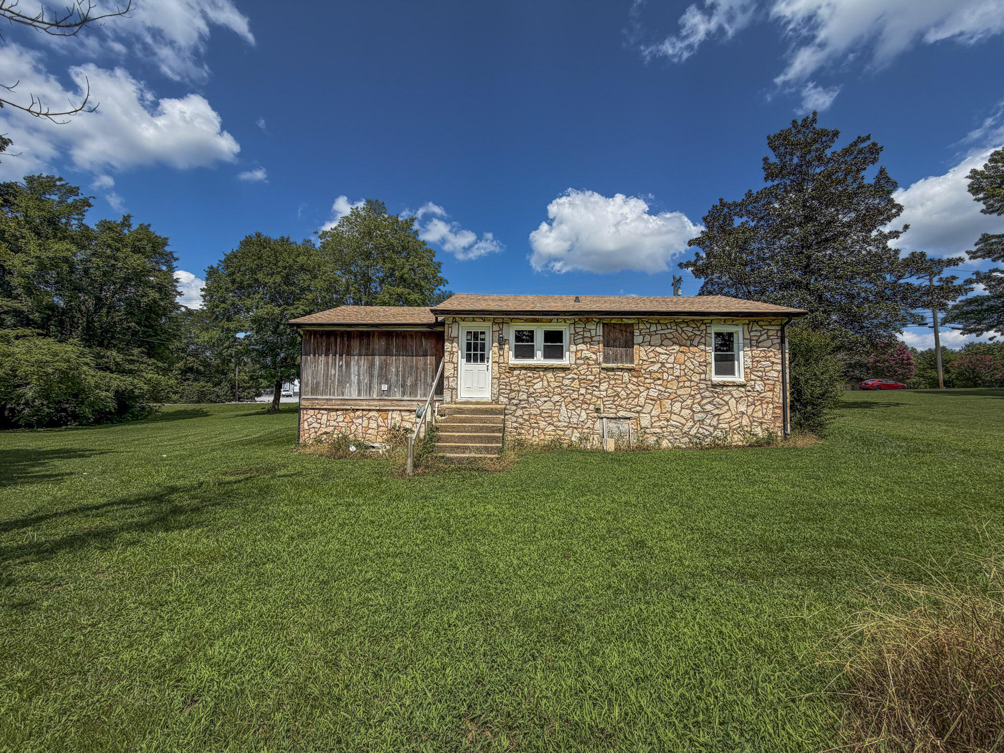 1193 W Us Highway 68 Property Photo 15