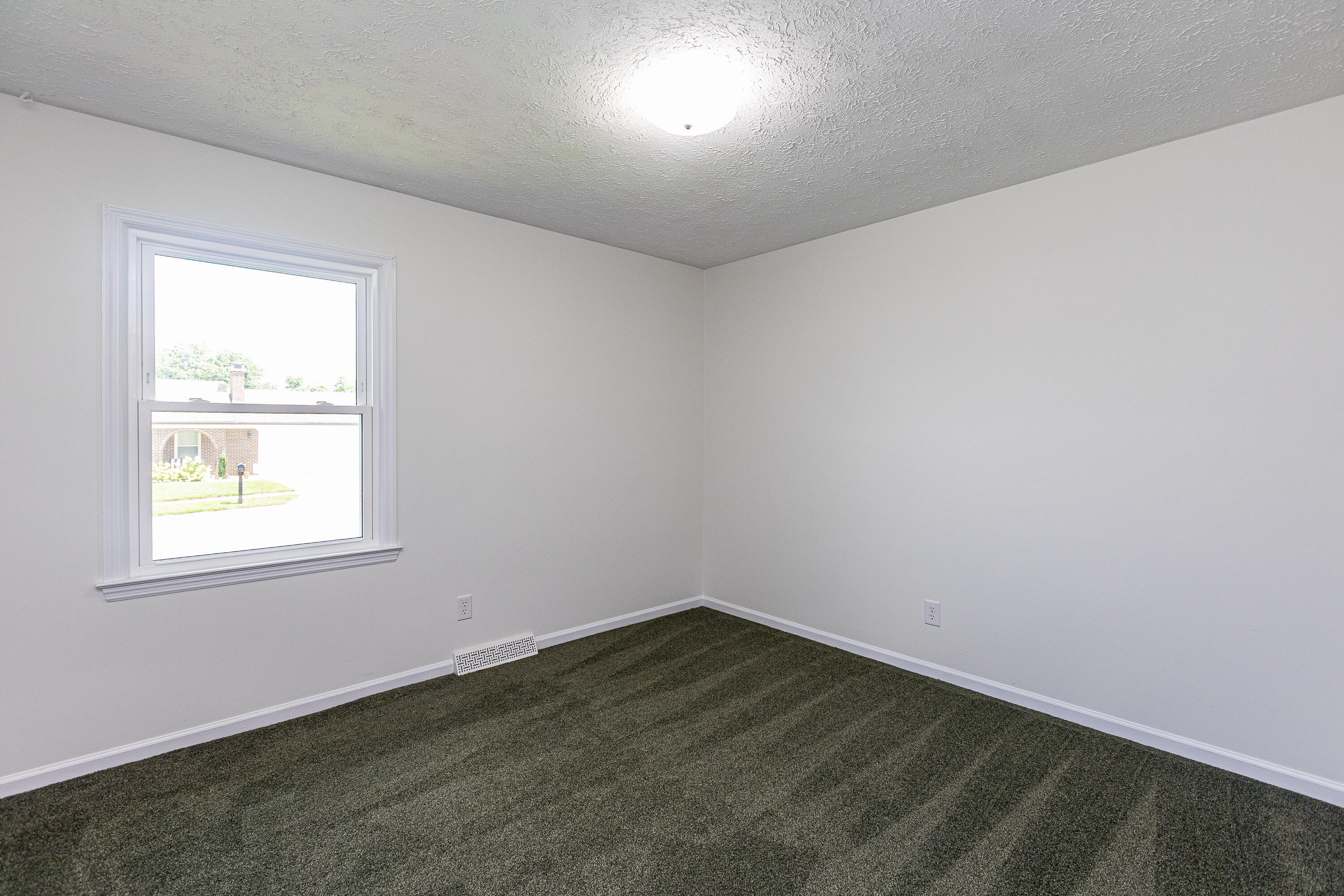 604 Hickory Hill Drive Property Photo 14