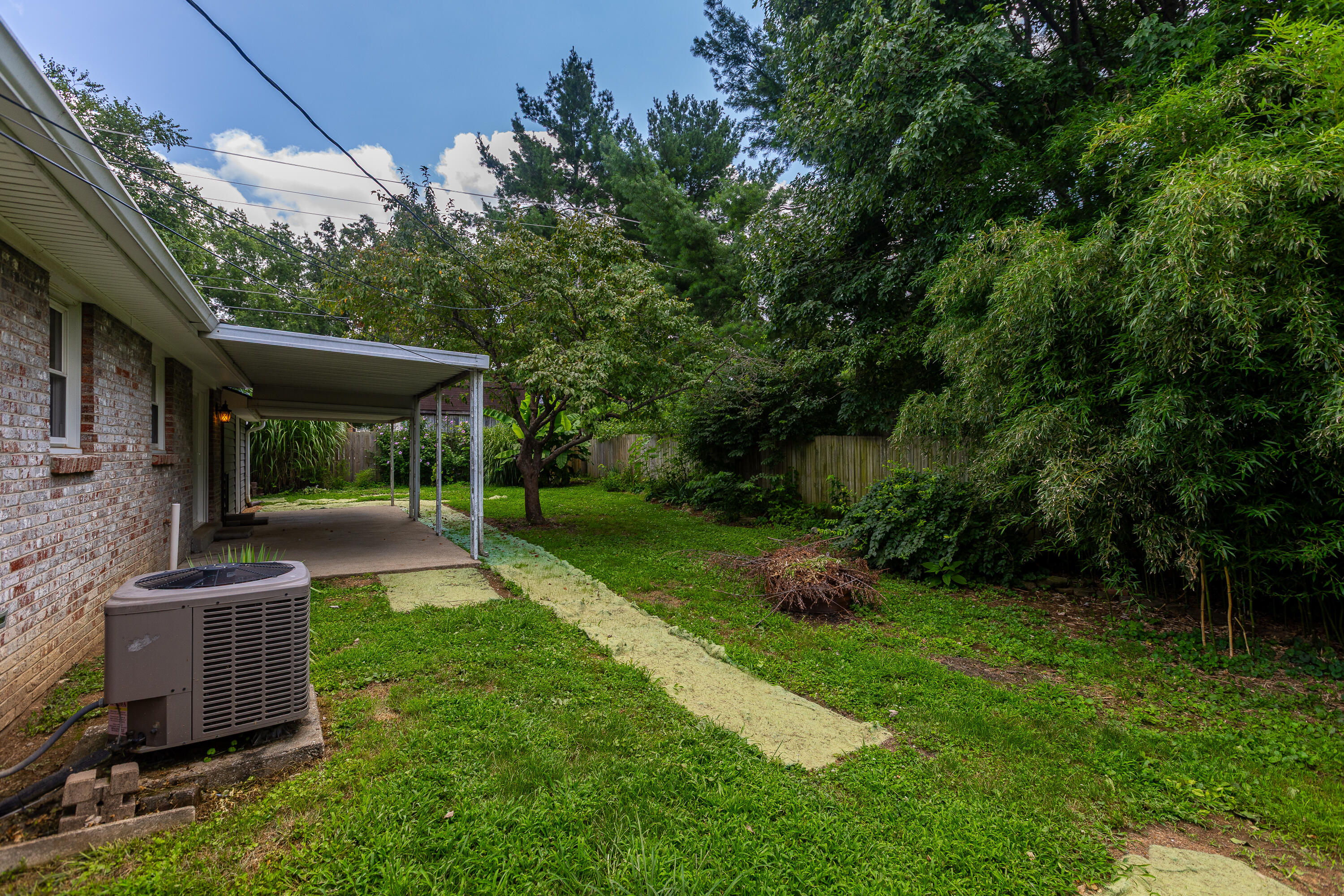 604 Hickory Hill Drive Property Photo 27