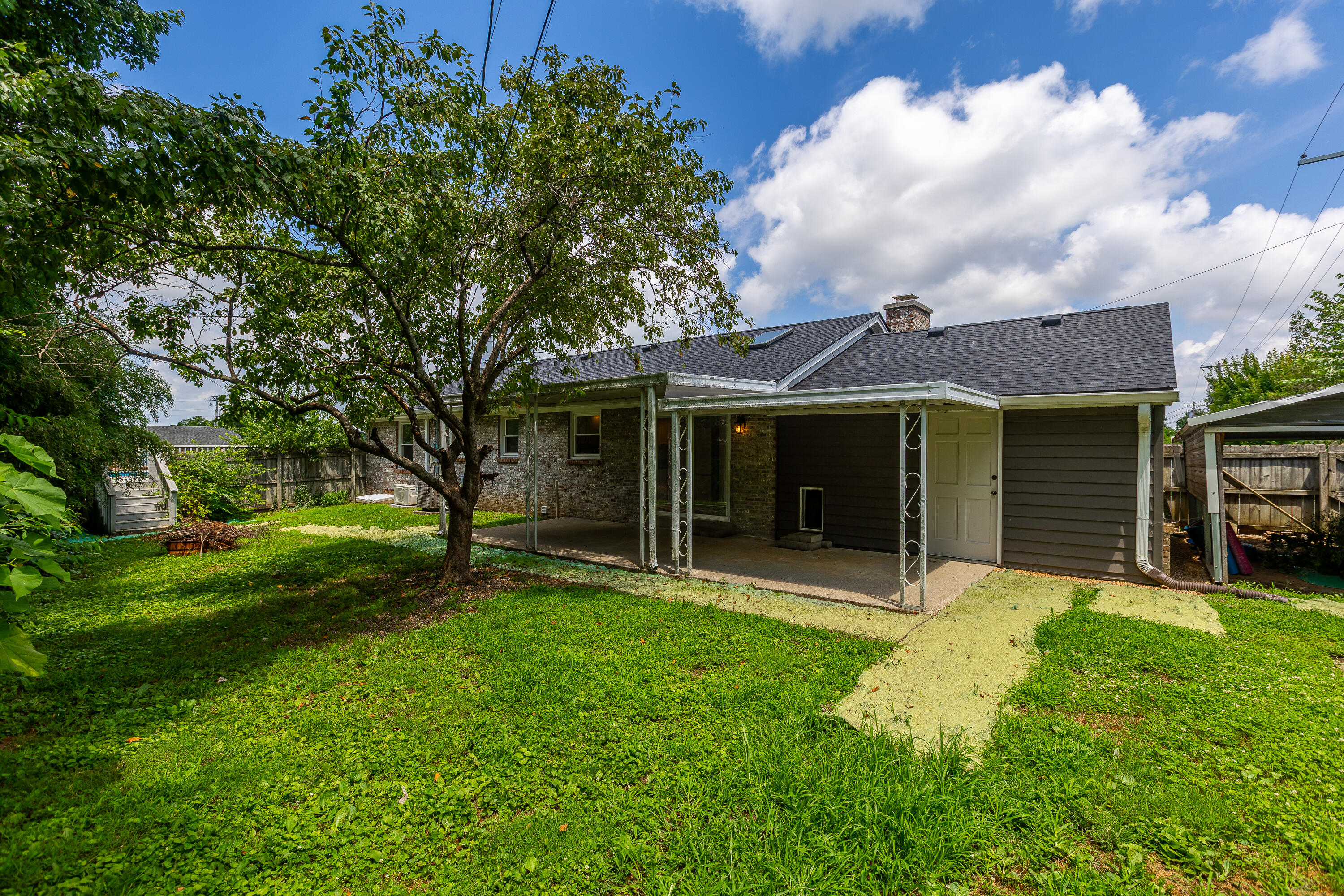 604 Hickory Hill Drive Property Photo 30