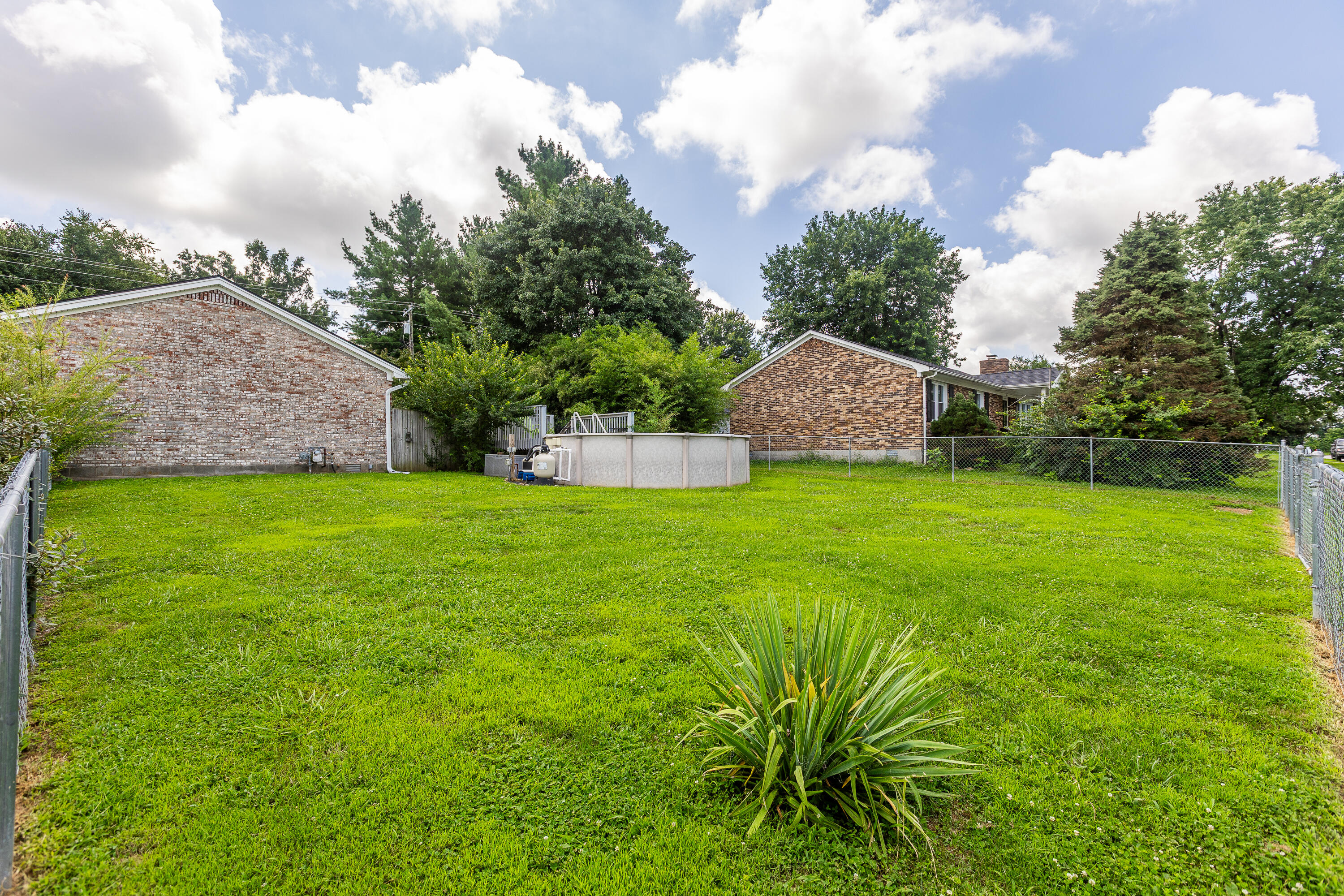 604 Hickory Hill Drive Property Photo 32
