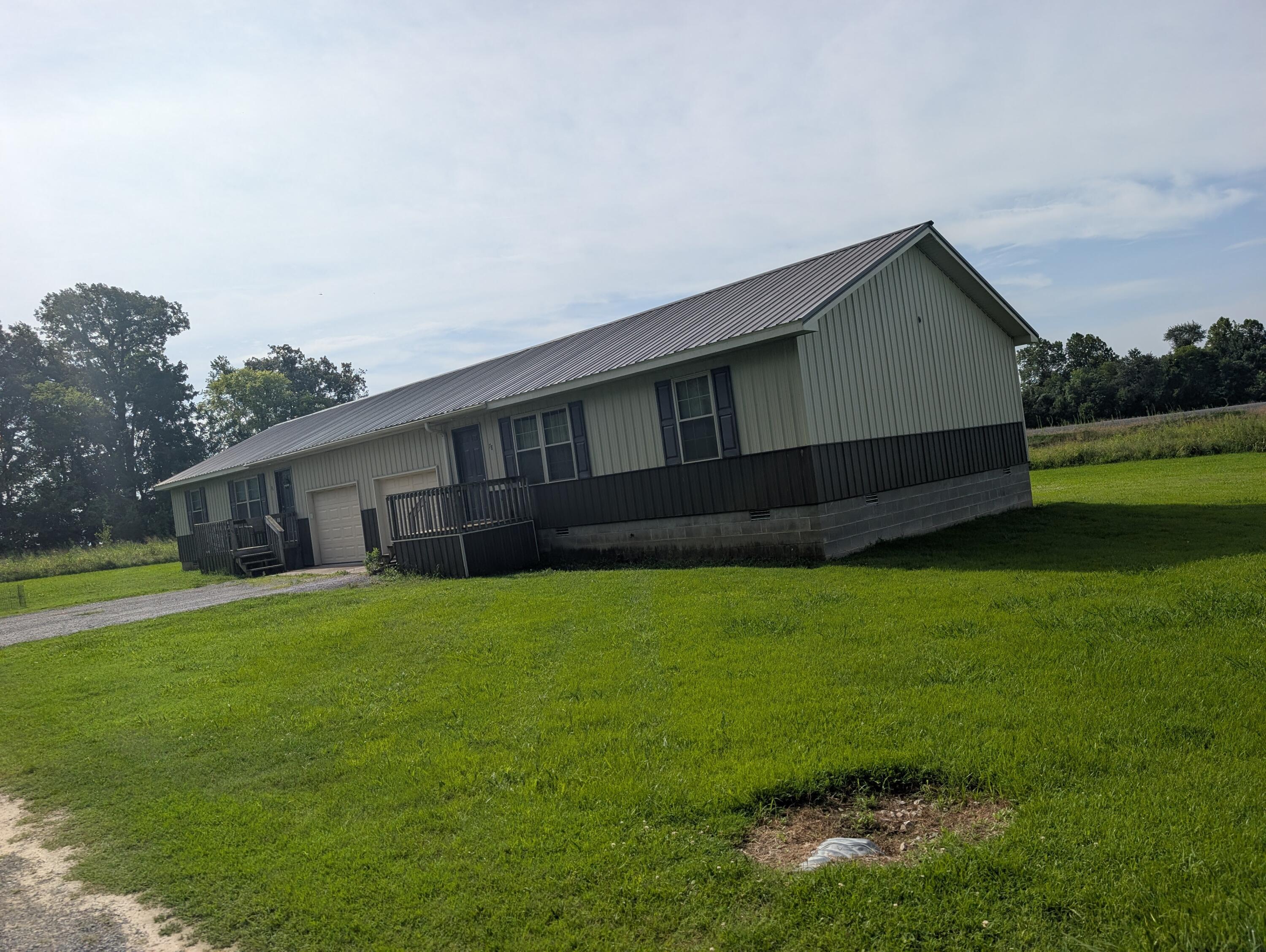 34 Amy Lynn Rd Property Photo 1