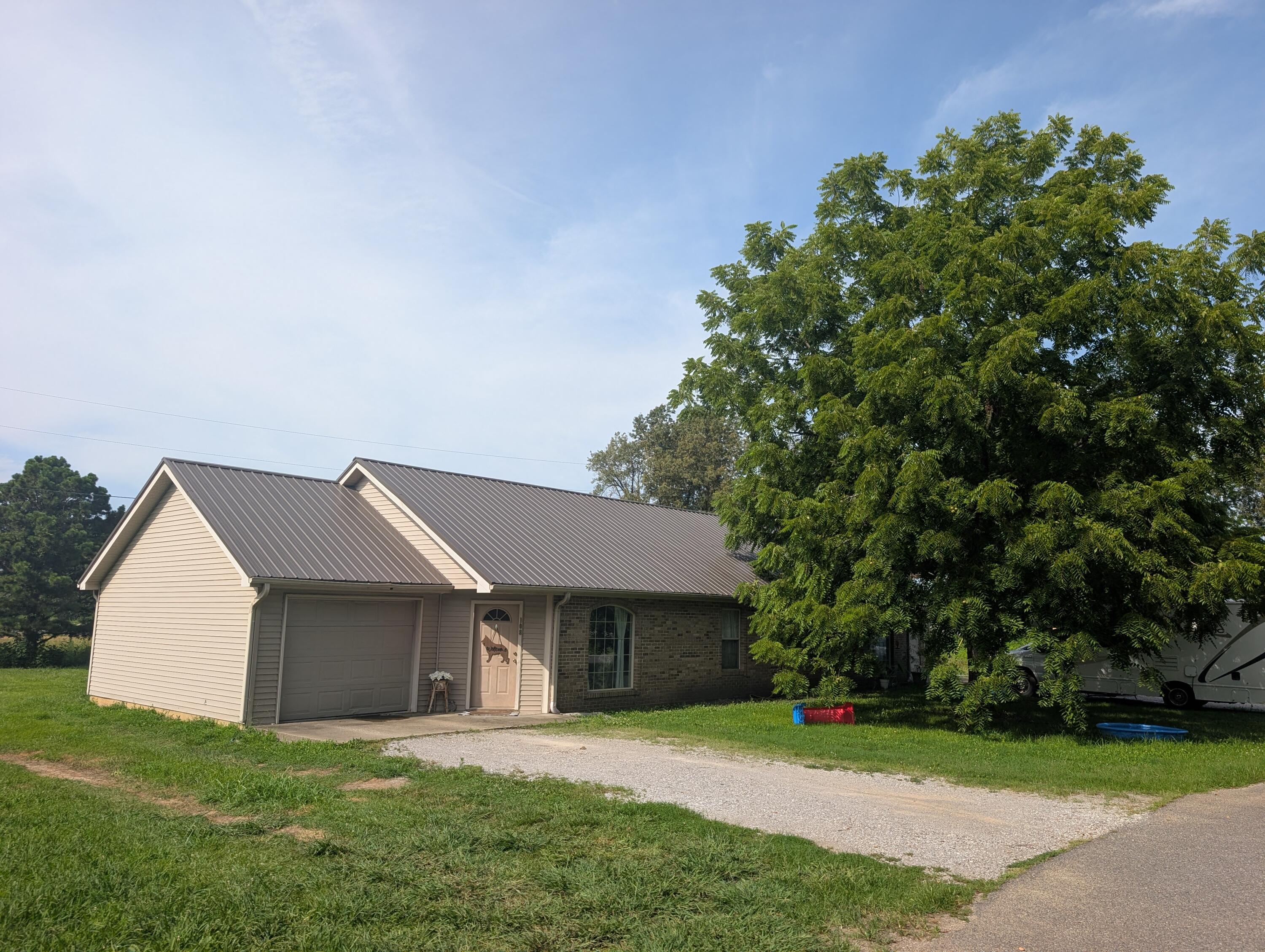 34 Amy Lynn Rd Property Photo 4