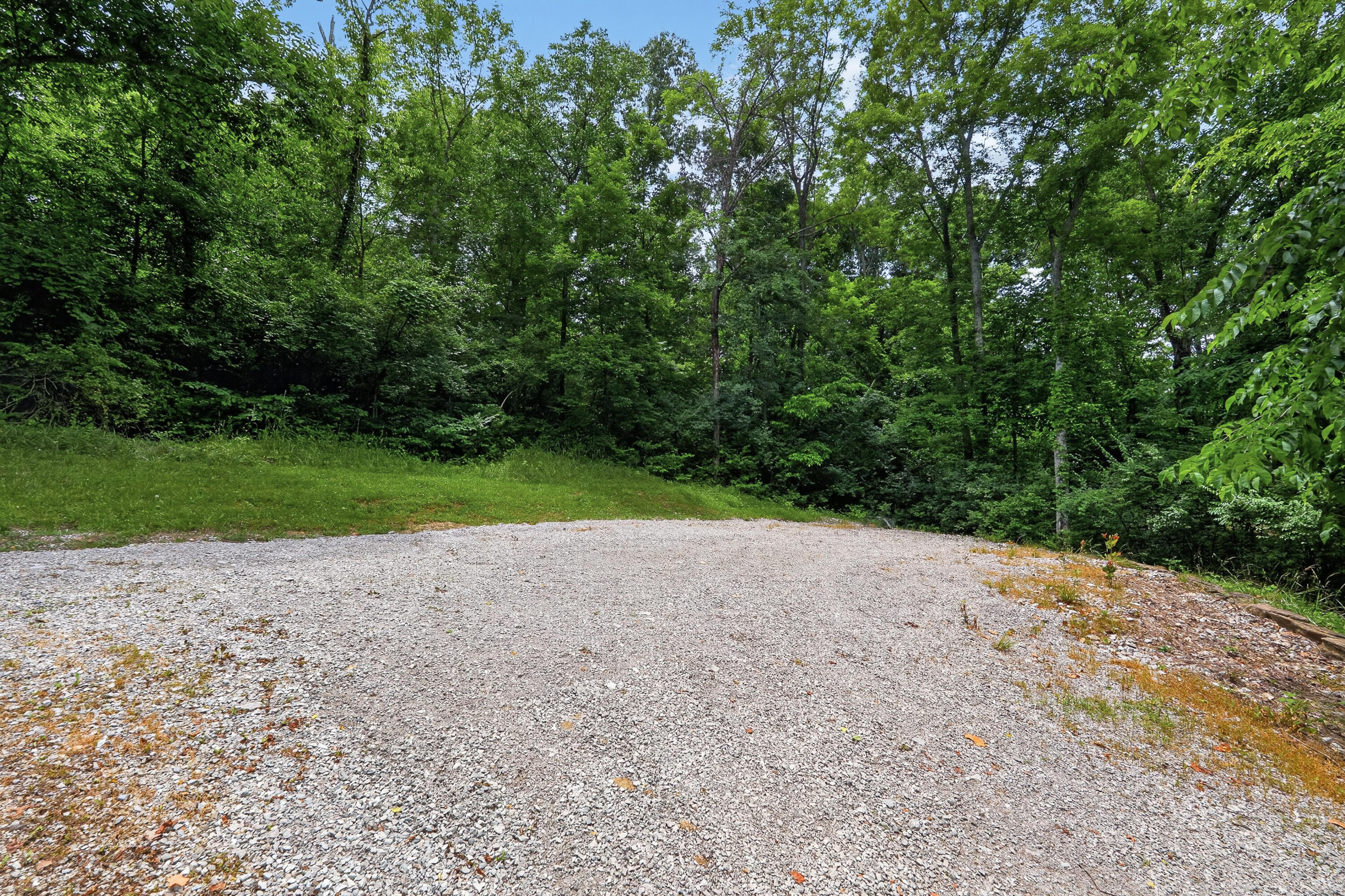 380 Highview Drive Property Photo 37