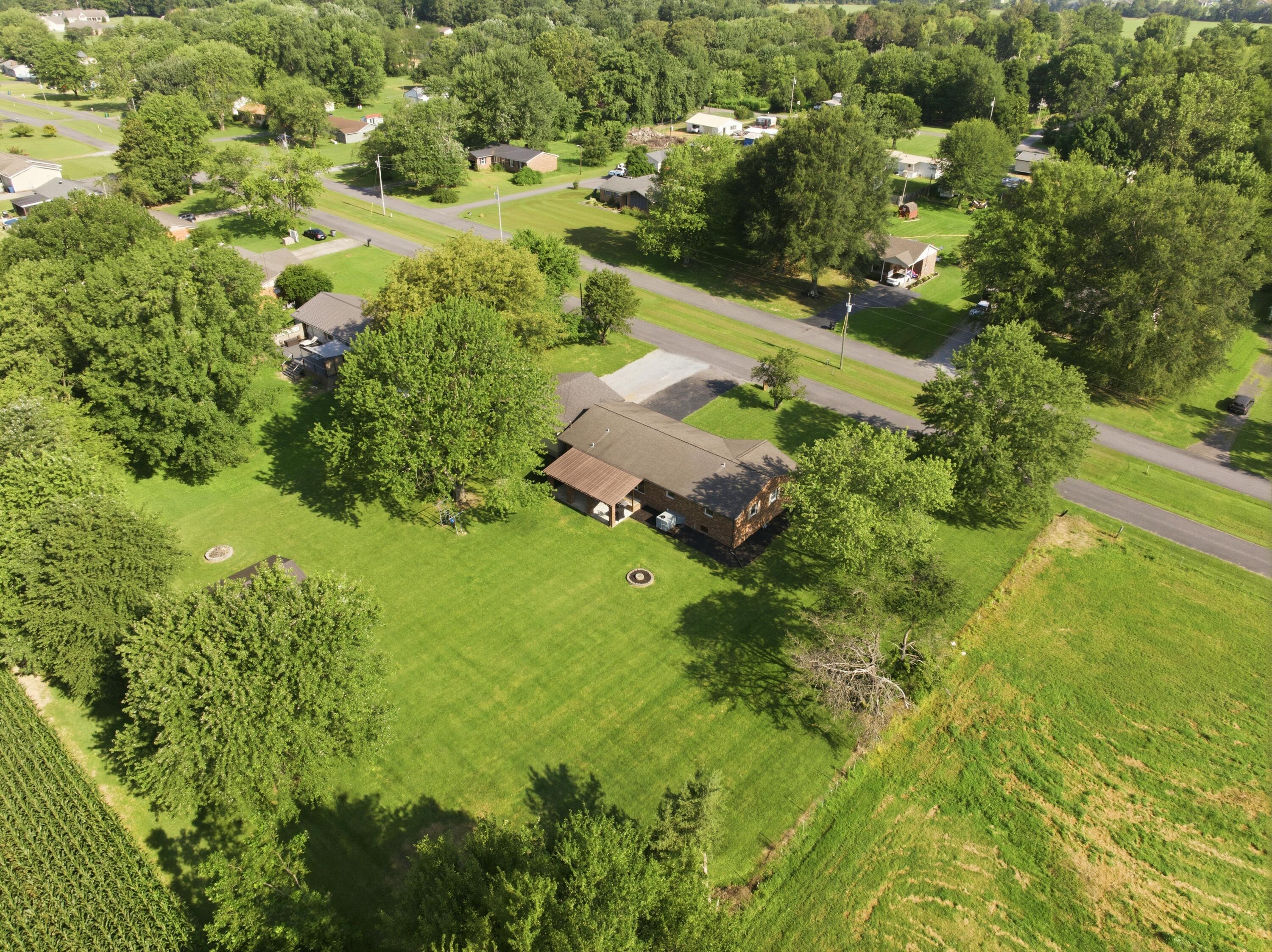 89 Perry Street Property Photo 40
