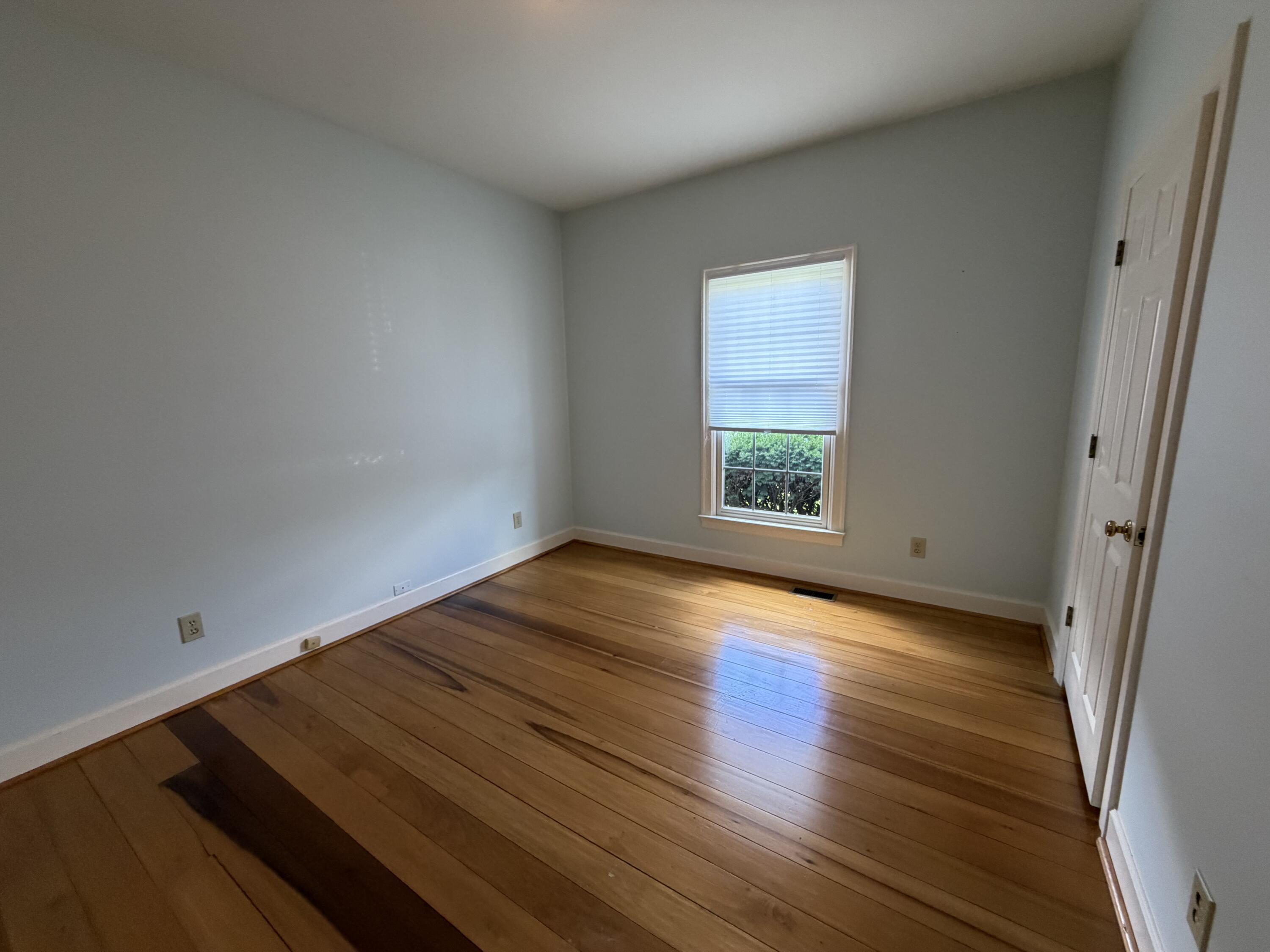 1112 Pepperhill Circle Property Photo 24