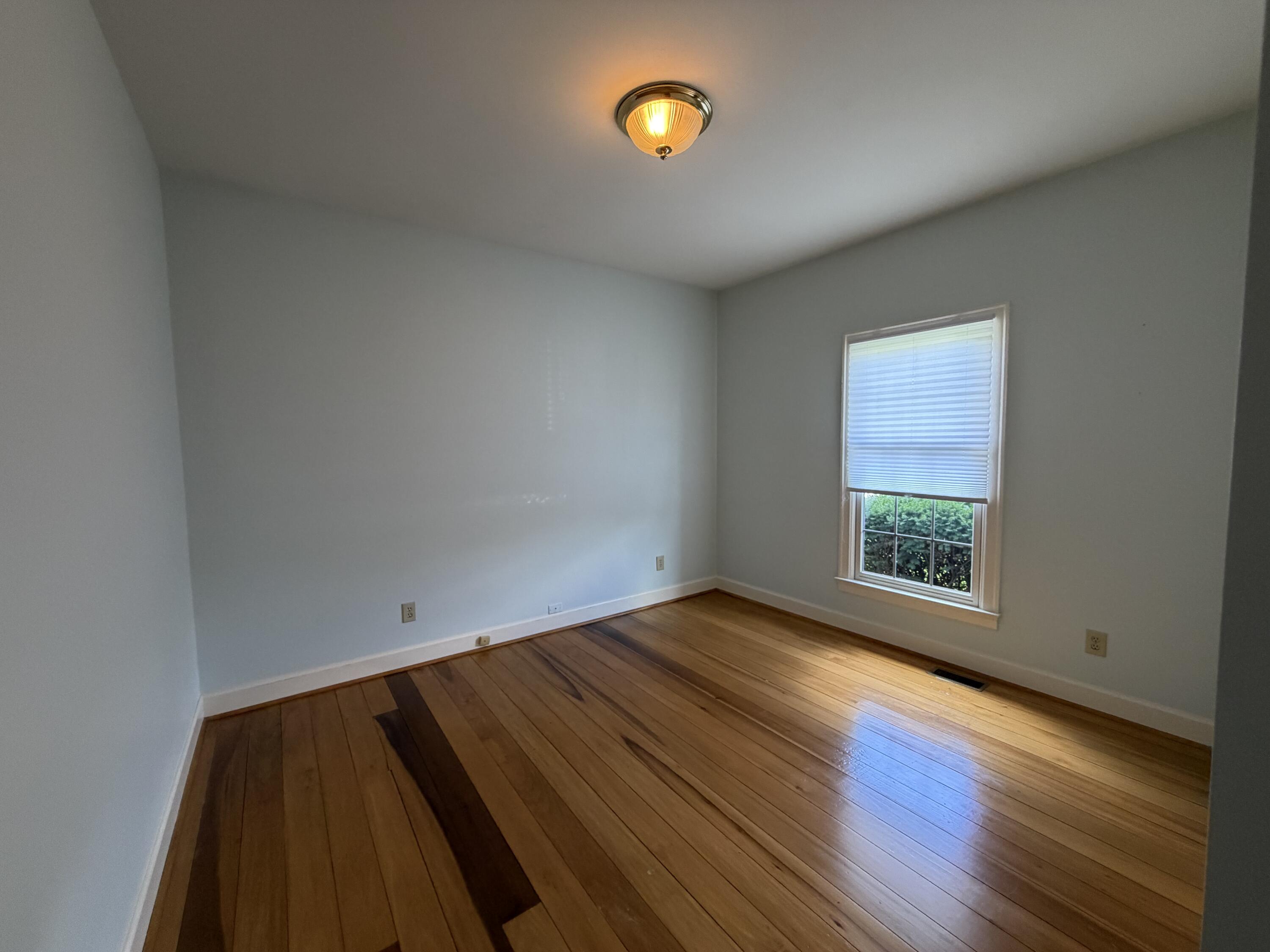 1112 Pepperhill Circle Property Photo 25