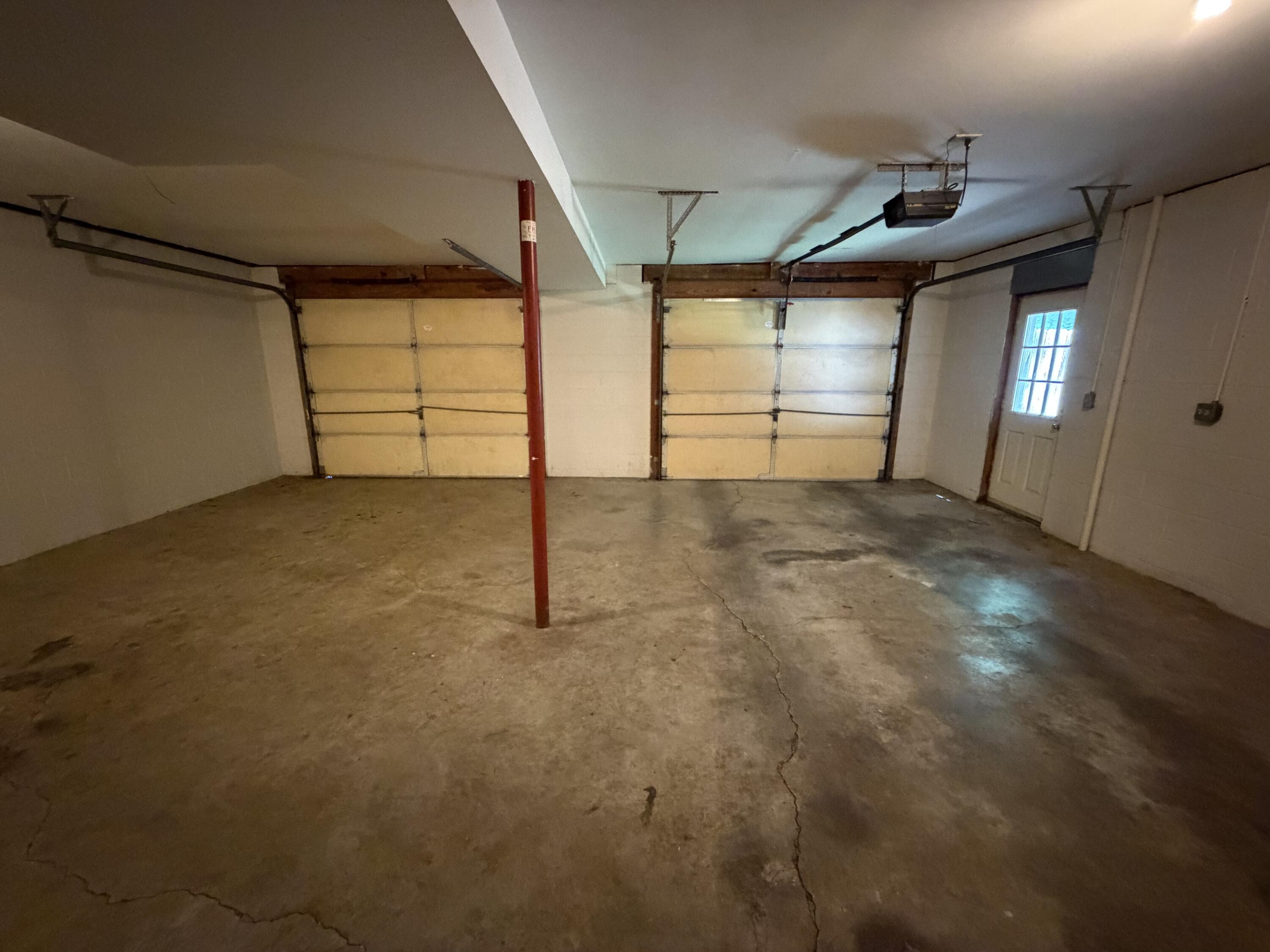 1112 Pepperhill Circle Property Photo 26