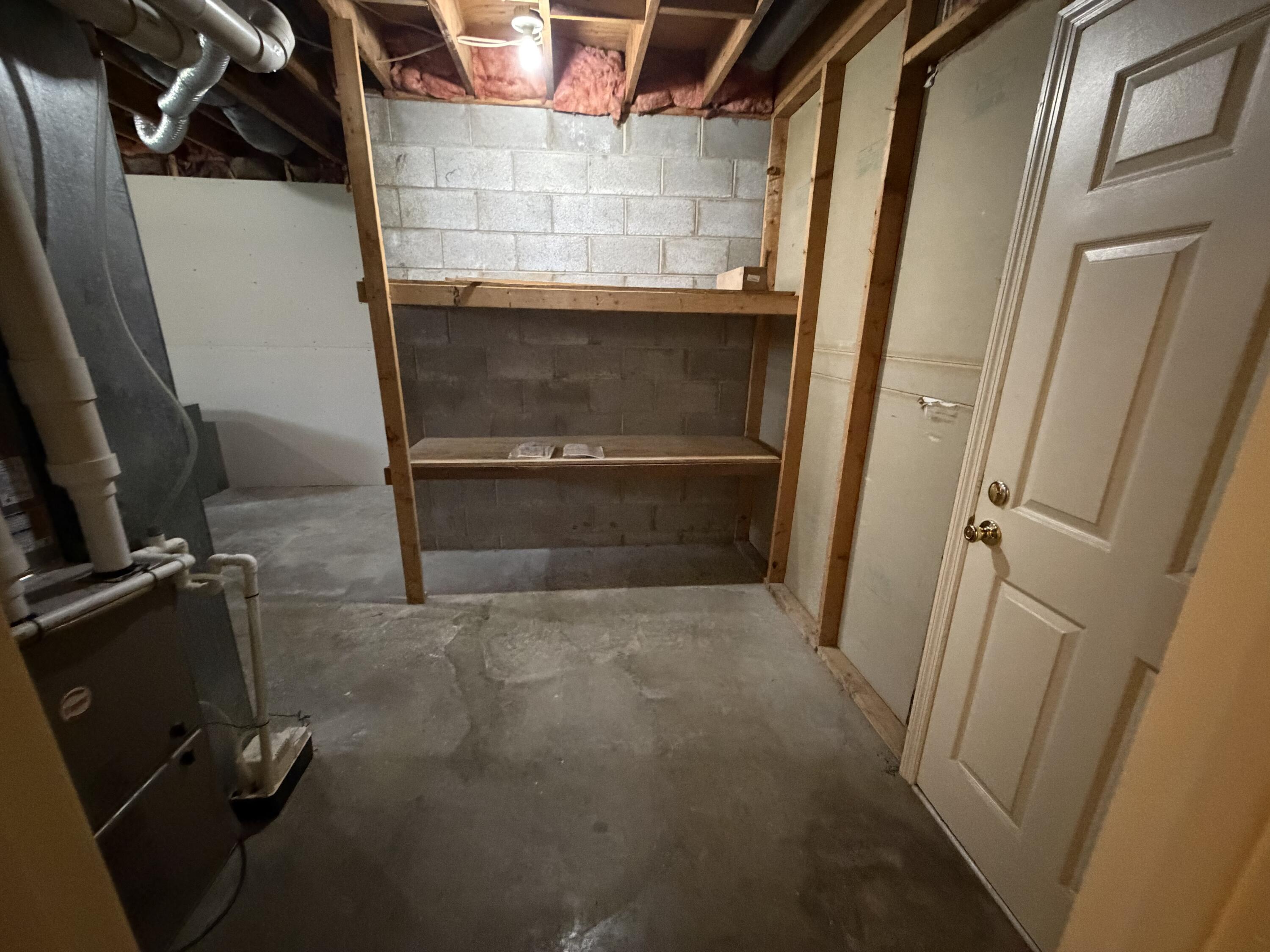 1112 Pepperhill Circle Property Photo 34