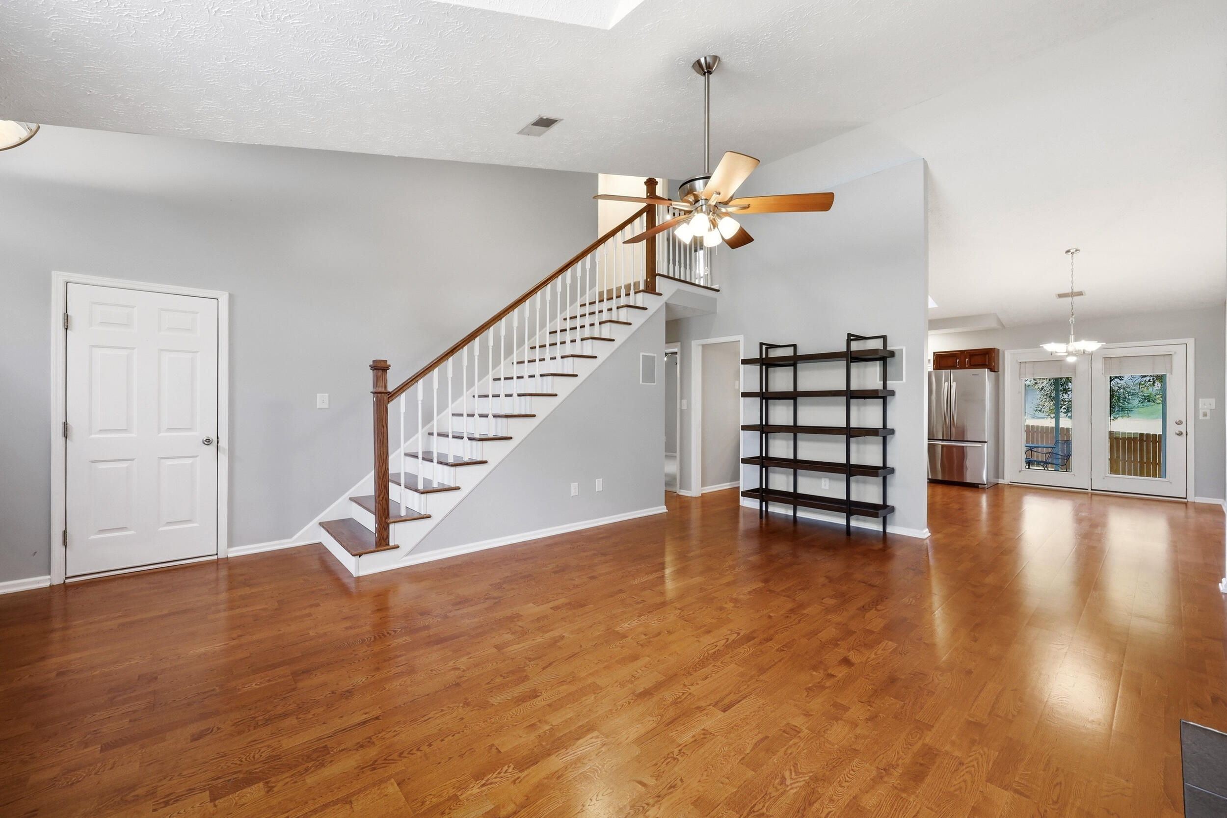 4513 Hartland Parkway Property Photo 6