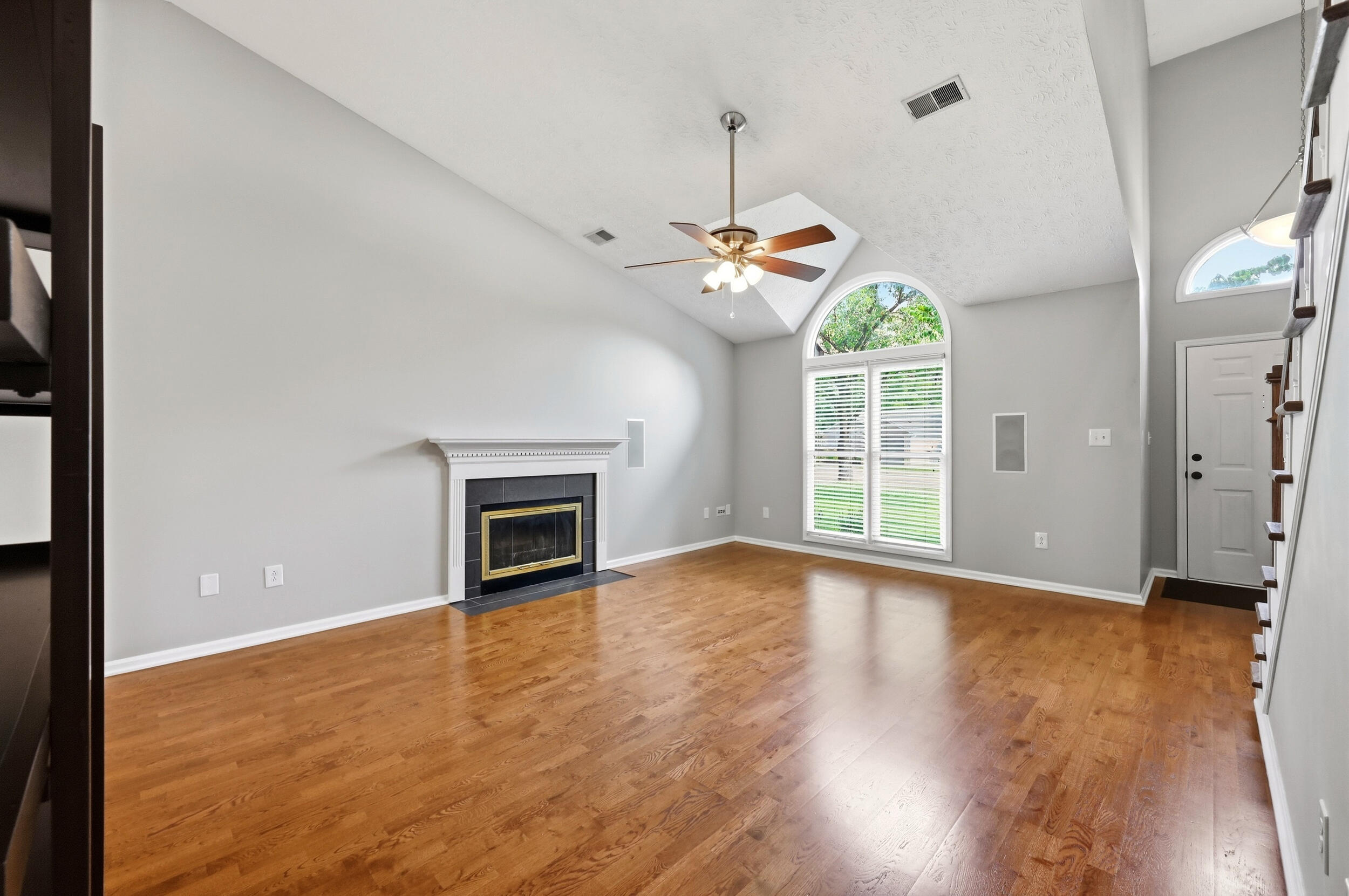 4513 Hartland Parkway Property Photo 7