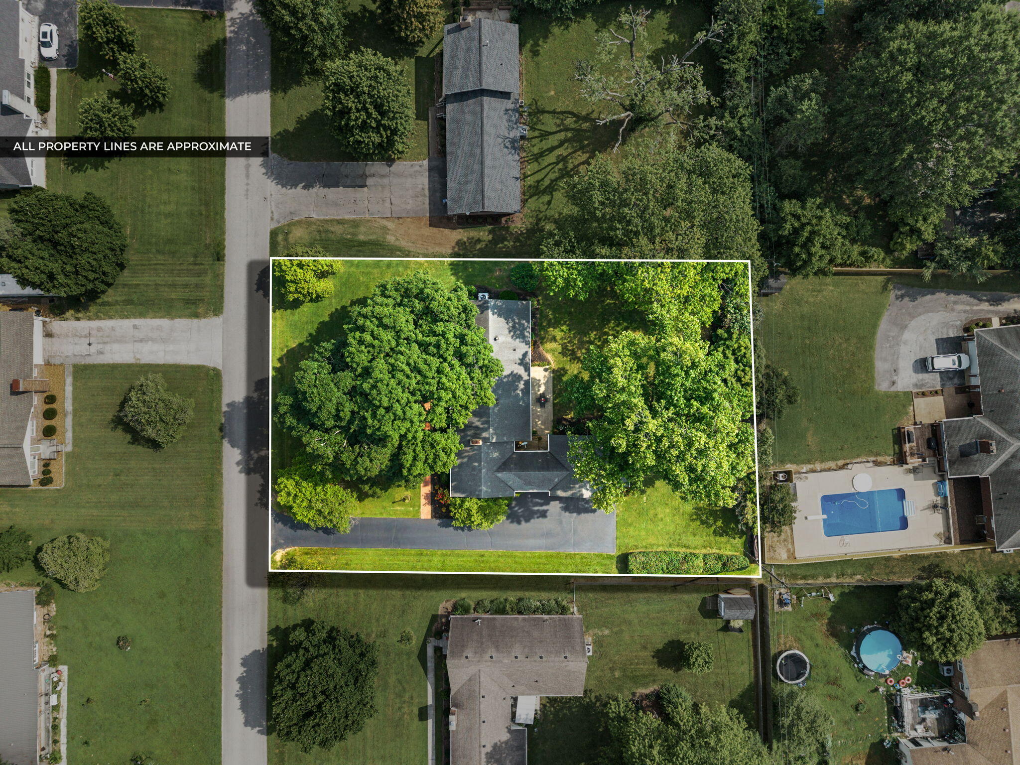 320 Skyline Park Drive Property Photo 4