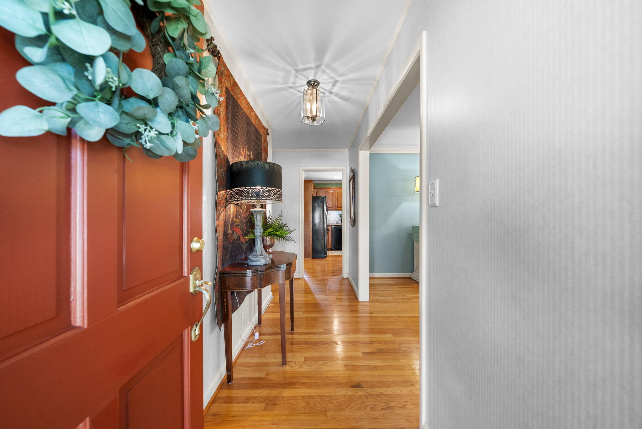 320 Skyline Park Drive Property Photo 9