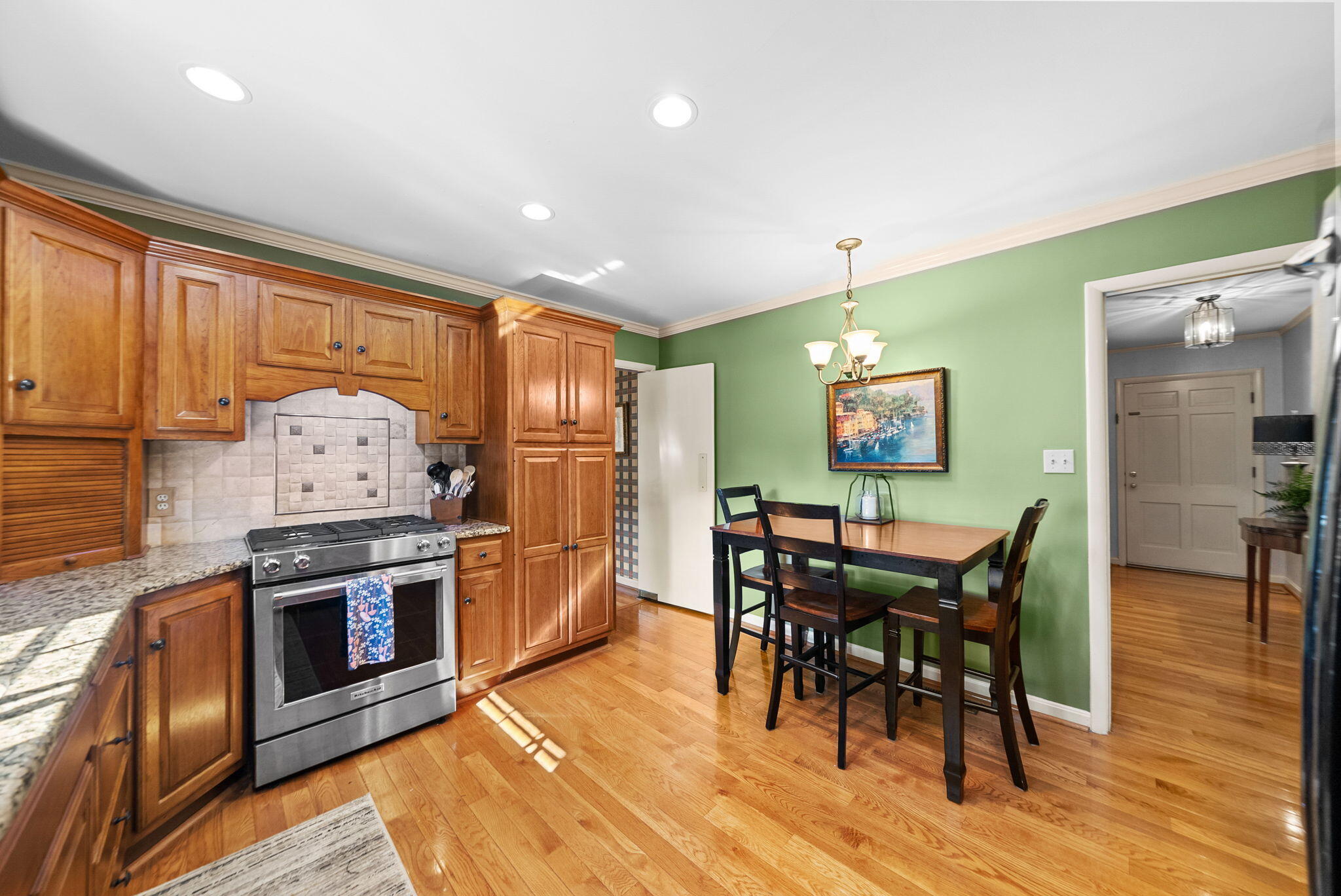 320 Skyline Park Drive Property Photo 17