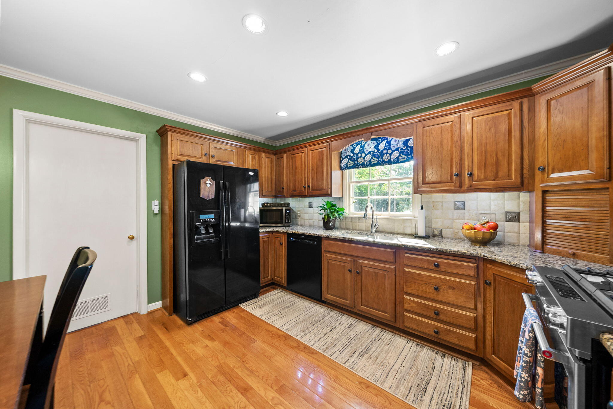 320 Skyline Park Drive Property Photo 19