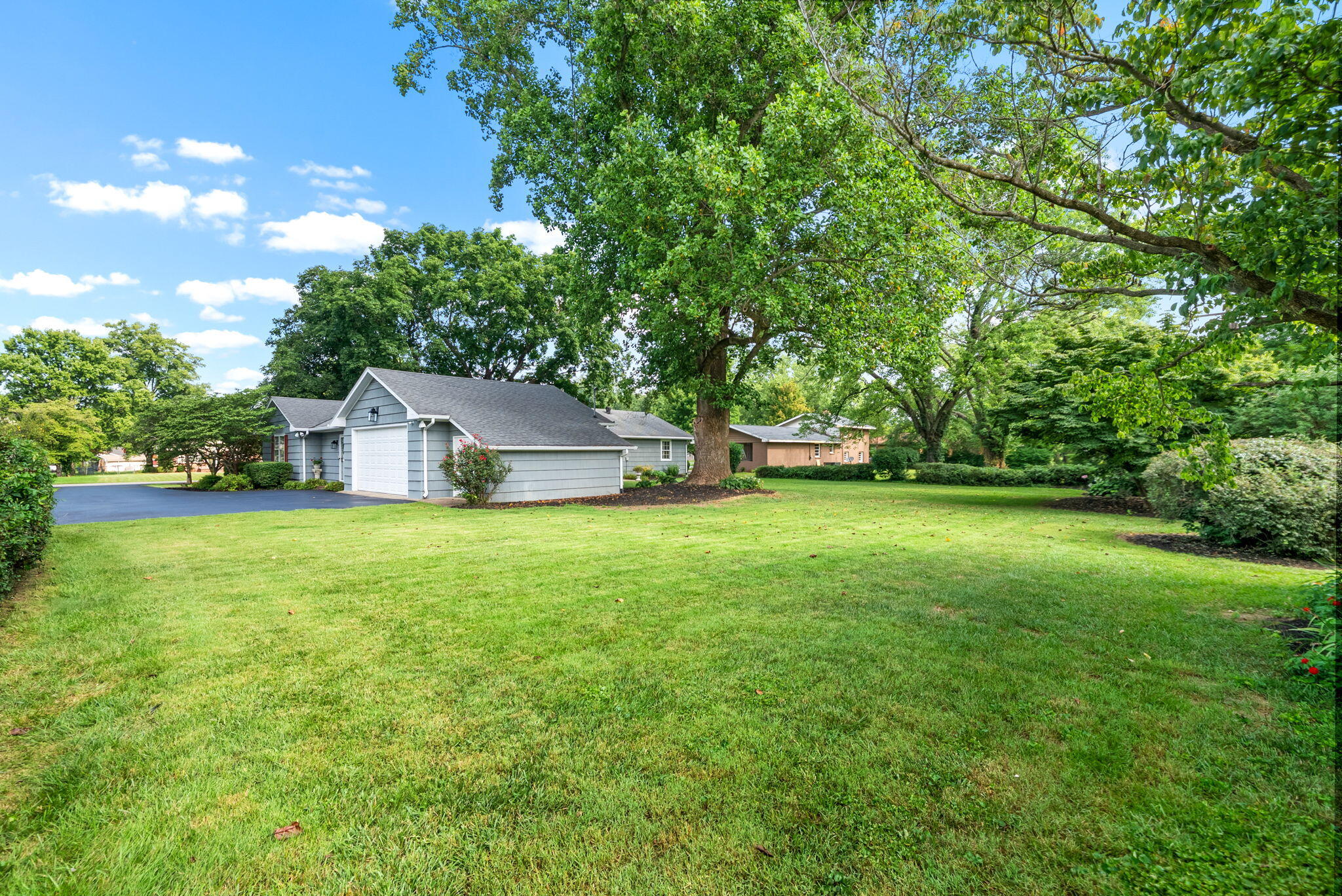 320 Skyline Park Drive Property Photo 39
