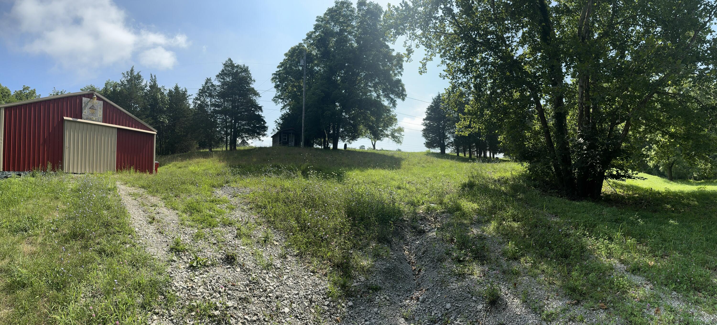 860 Snavely Road Property Photo 3