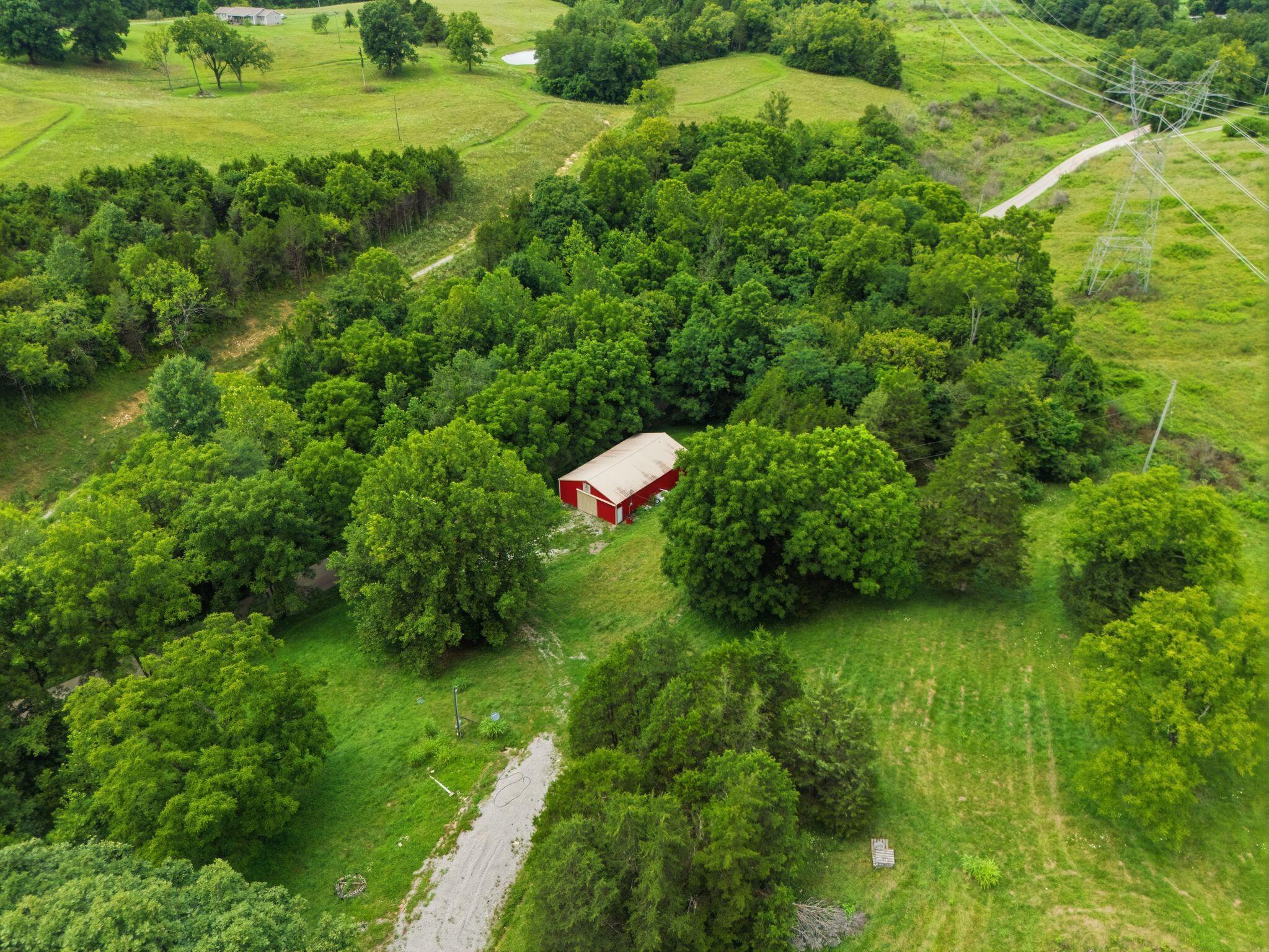 860 Snavely Road Property Photo 8