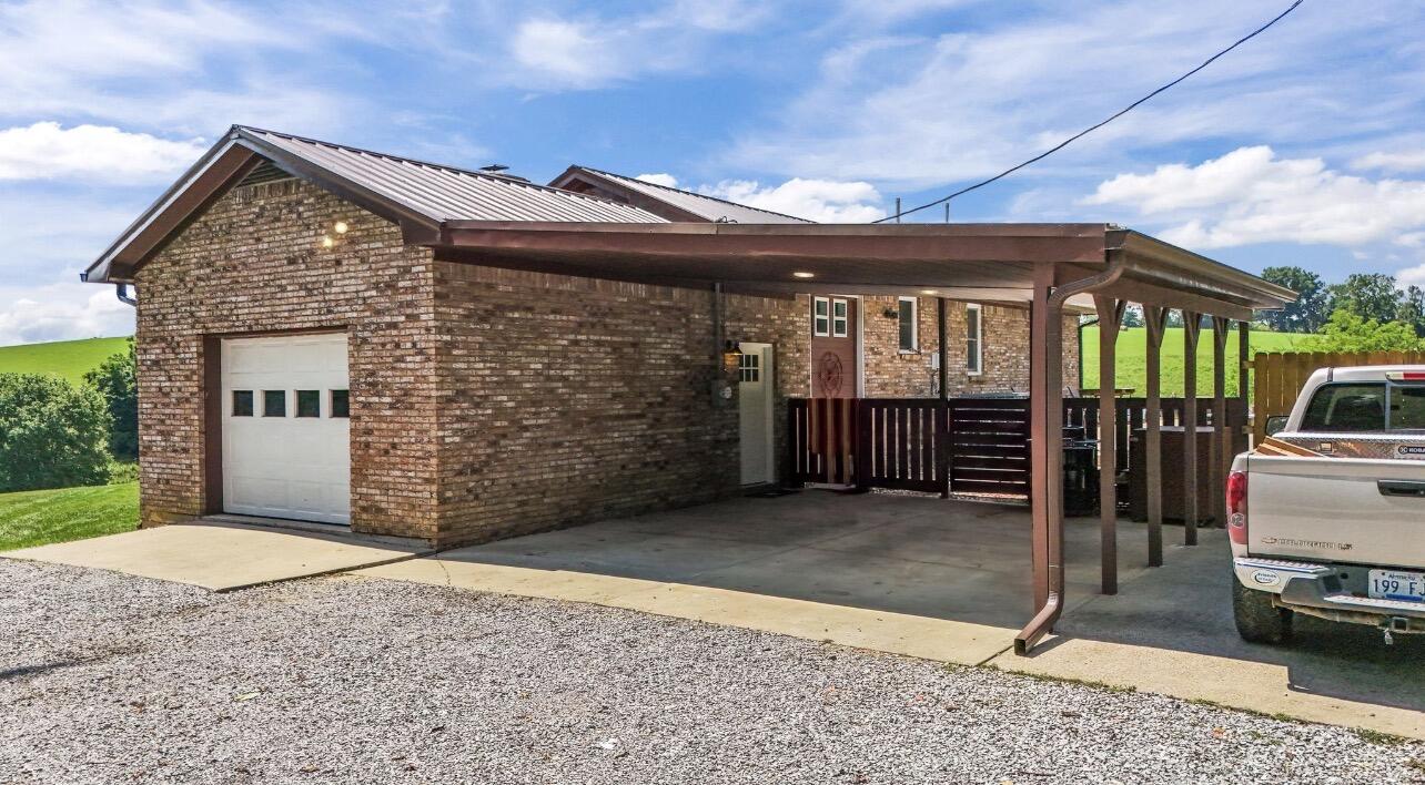 1780 Stoner-ephesus Road Property Photo 3