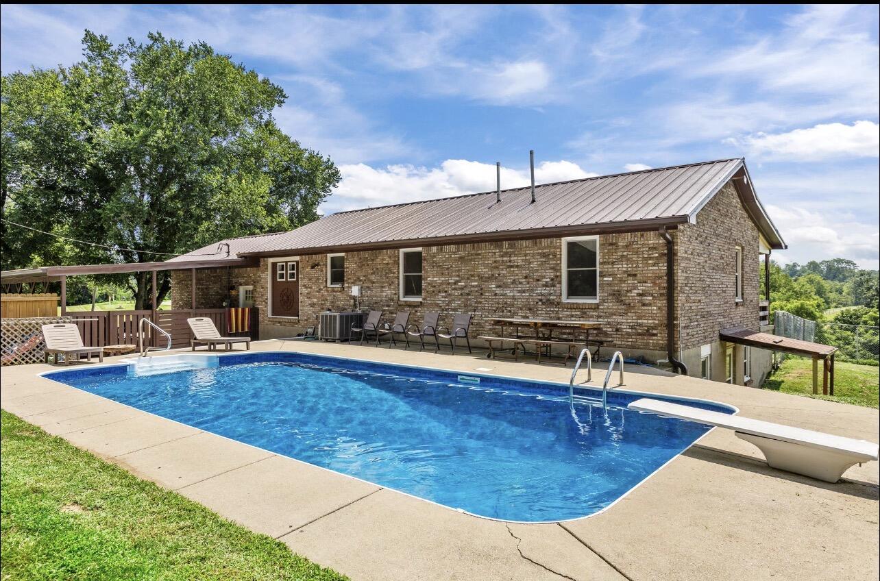1780 Stoner-ephesus Road Property Photo 4
