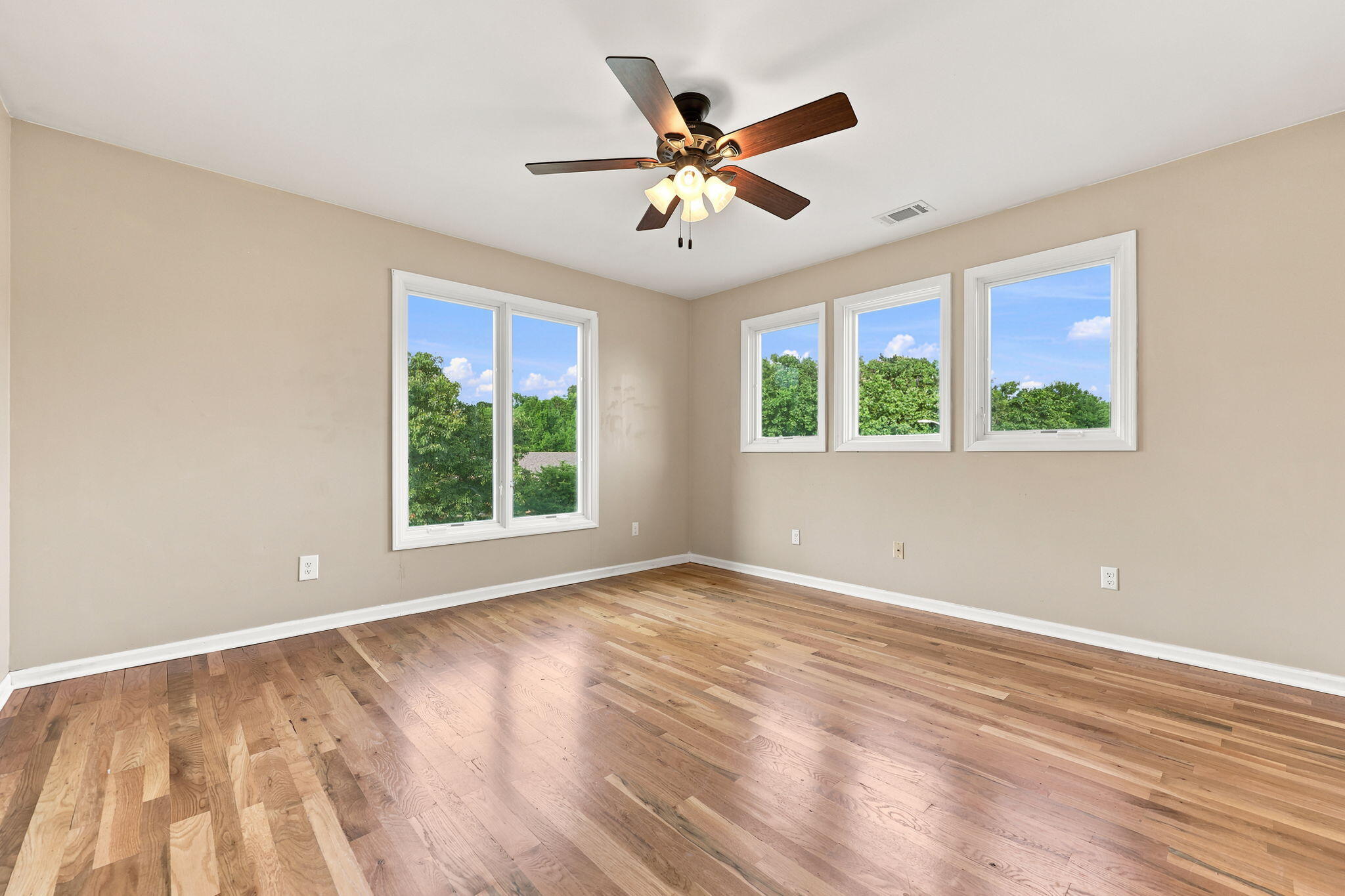 1116 Shagbark Lane Property Photo 42