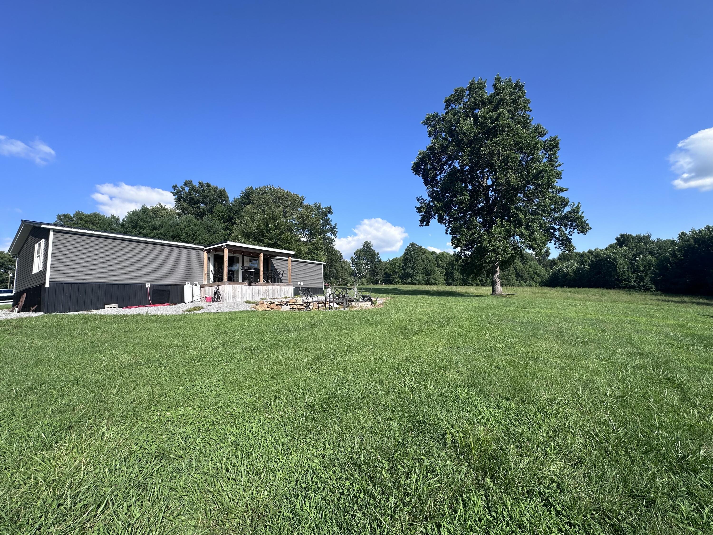 1951 Angel Ridge Road Property Photo 5